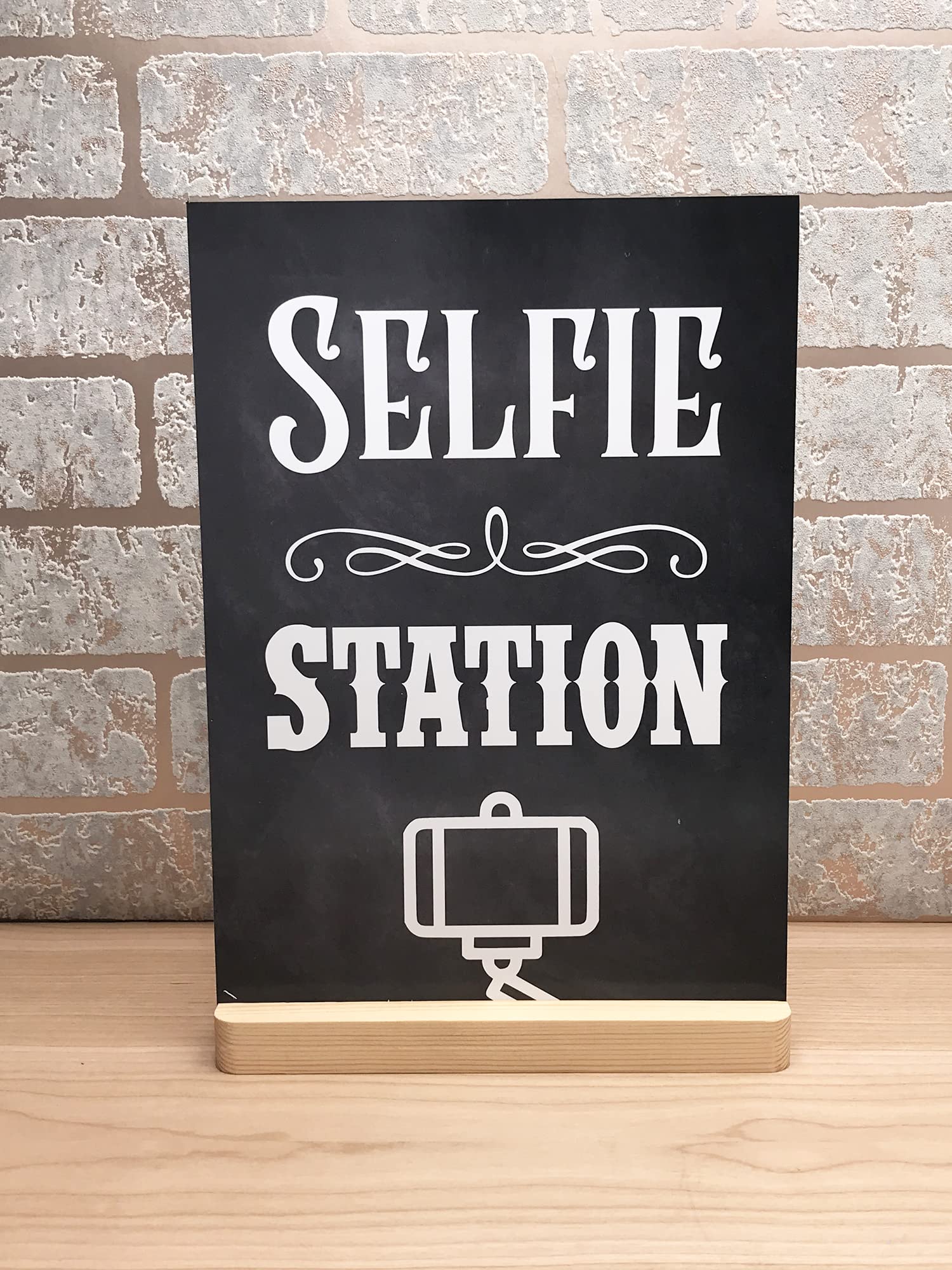 Cartello con scritta "Selfie Station, Photo Booth, Prop, per feste di compleanno, decorazioni per matrimoni, cartello da tavolo indipendente