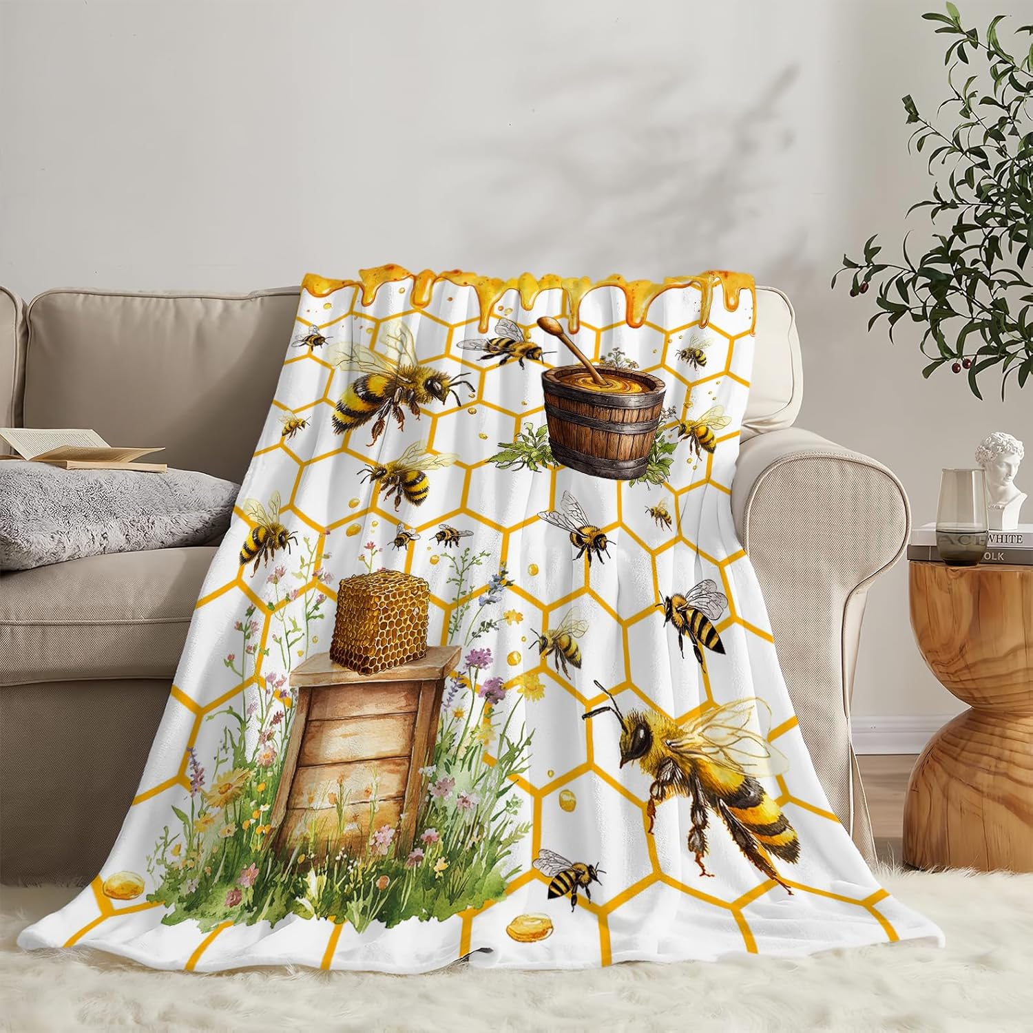 Bee Blanket, Honey Bees Throw Blanket, Bees Lover Gifts, Yellow Blankets, Bee Stuff Fleece Flannel Plush for Women Men Boys Girls Adults Soft Bedding for Sofa Bed Office Home Decor 40"X50" - Image 4