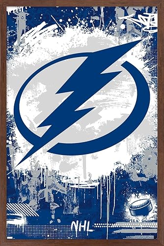 Miniatura 7 de Trends International NHL Tampa Bay Lightning - Póster de pared con logotipo Maximalist 23, 22.37 x 34.00 pulgadas, paquete de póster y clip prémium