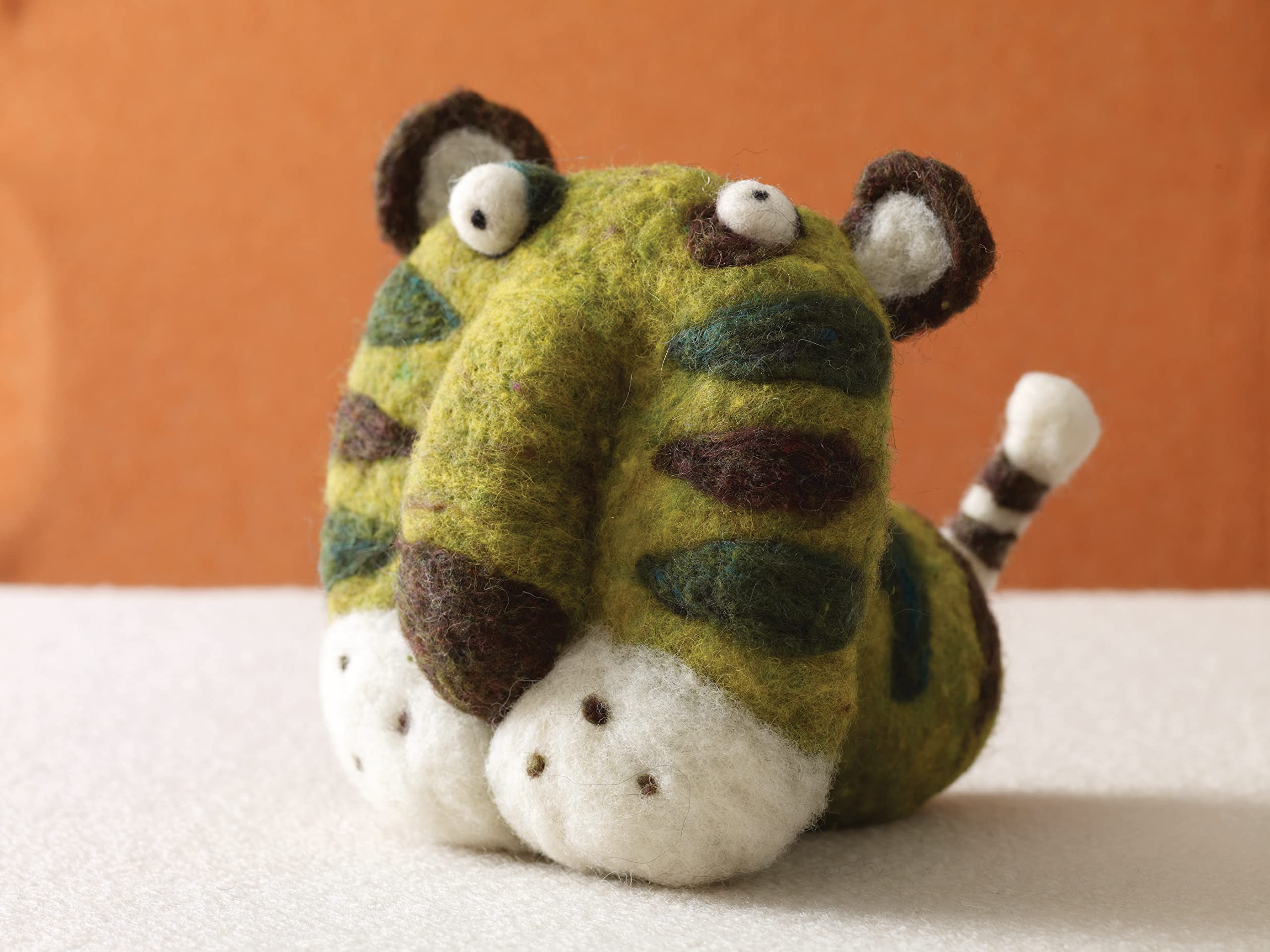 Woolbuddies: 20 Irresistibly Simple Needle Felting Projects - Image 4