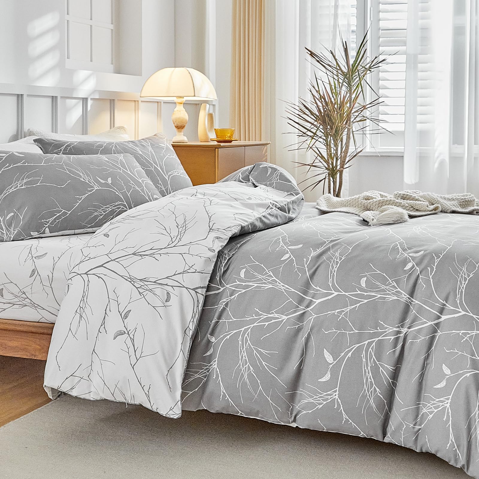 Tokokimo Parure de Lit 160 x 200 4 Pièces Housse de Couette 240x220 cm + Drap Housse 160 x 200 cm avec 2 taies d'oreillers 65x65 cm 240x220 Parure Motifs de Branches et de Feuilles en Microfibre