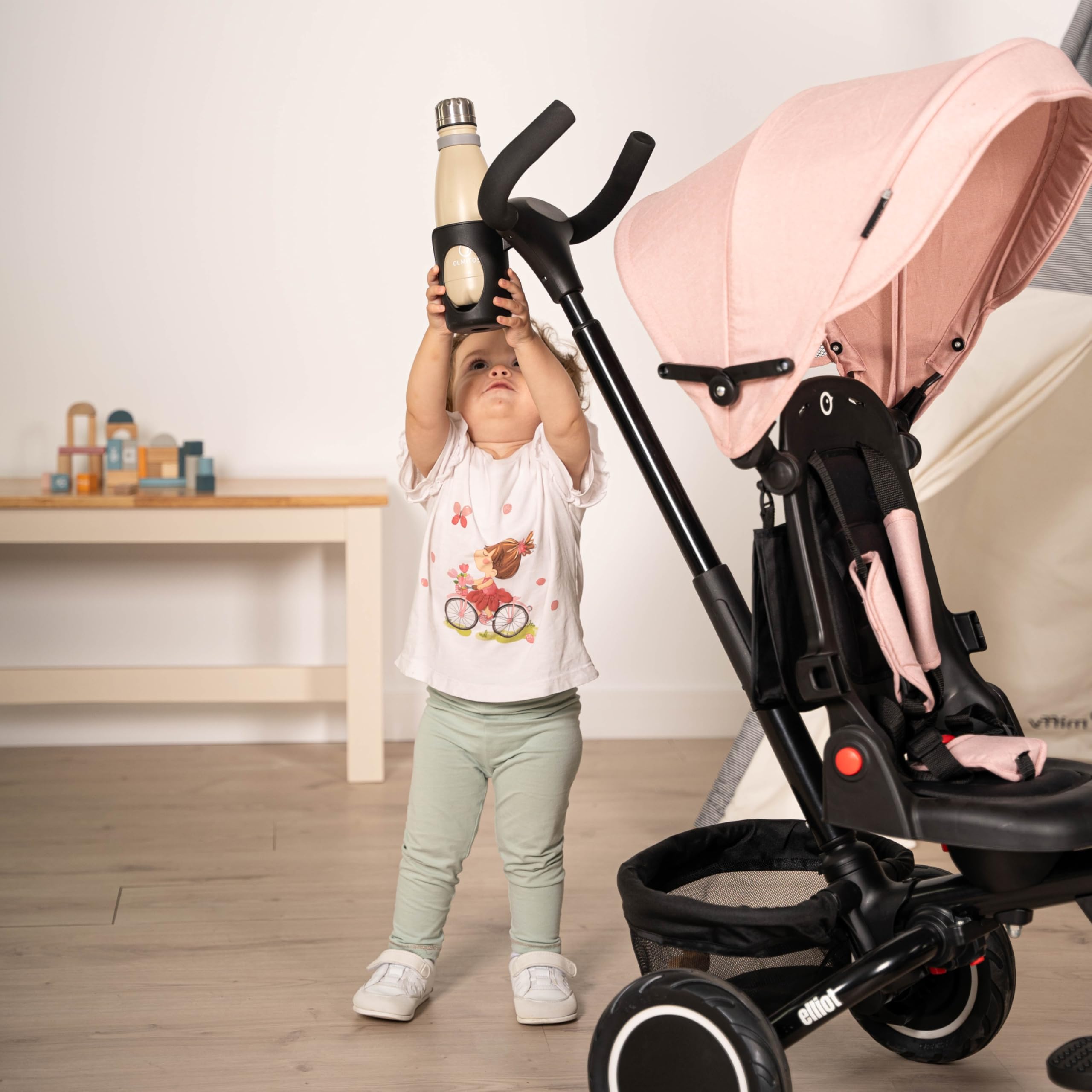 Olmitos - Triciclo Evolutivo Elliot 360º - Asiento Giratorio, Respaldo Ajustable y Estructura Resistente para Crecer con tu Pequeño (Rosa)