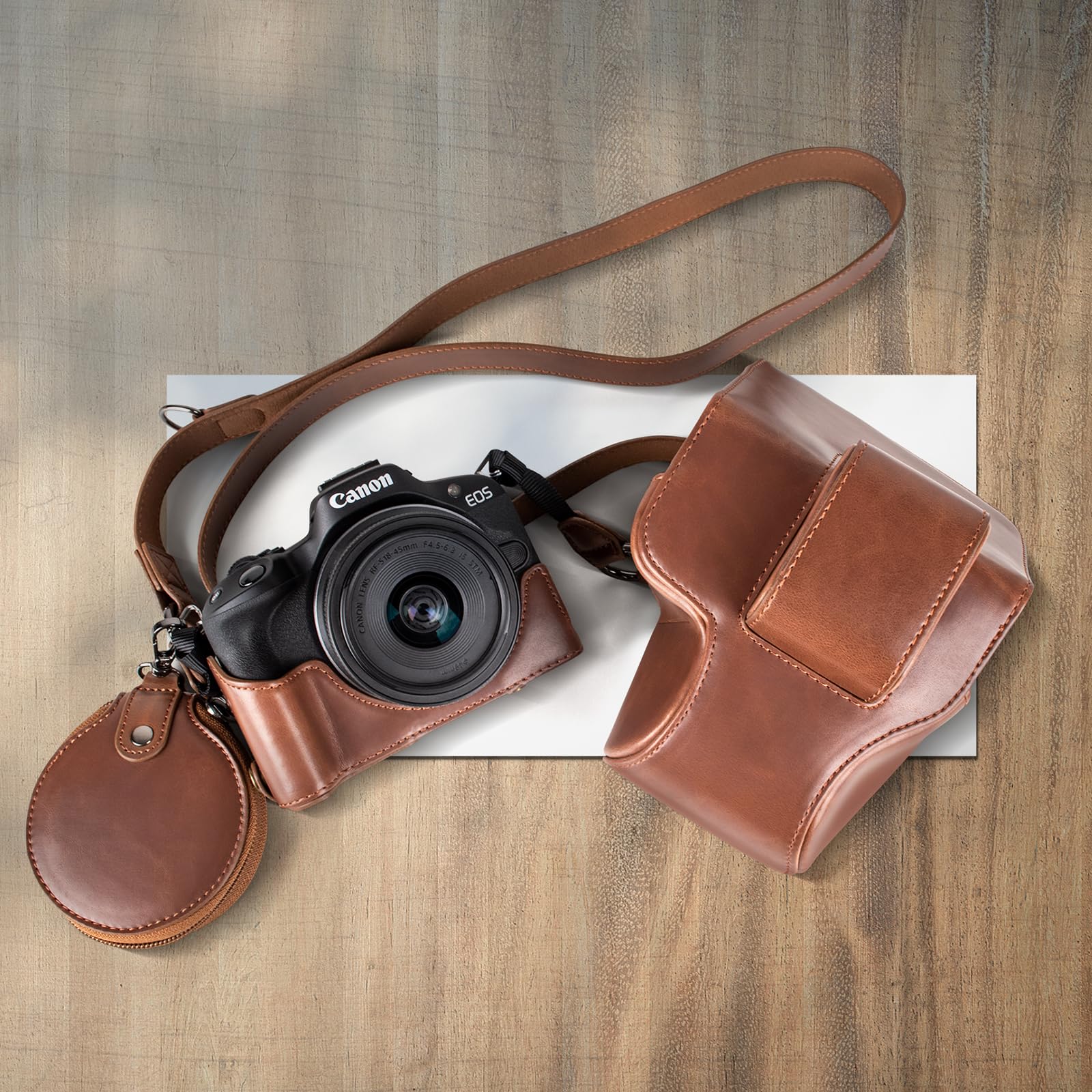 MUZIRI KINOKOO Custodia Protettivo per Canon EOS R50/R100 Fotocamera, Custodia in Pelle PU retrò per EOS R50 EOS R100 DSLR, Apertura inferiore Custodia con Tracolla e Tasca Portaoggetti - Caffè