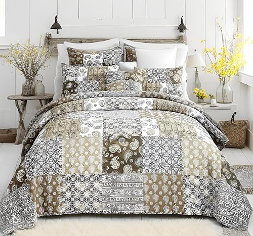 Miniatura 7 de DaDa Bedding - Juego de edredón de retazos de algodón bohemio  Colcha marroquí Dreams King  Duradero y reversible  Intrincado diseño de filigrana de