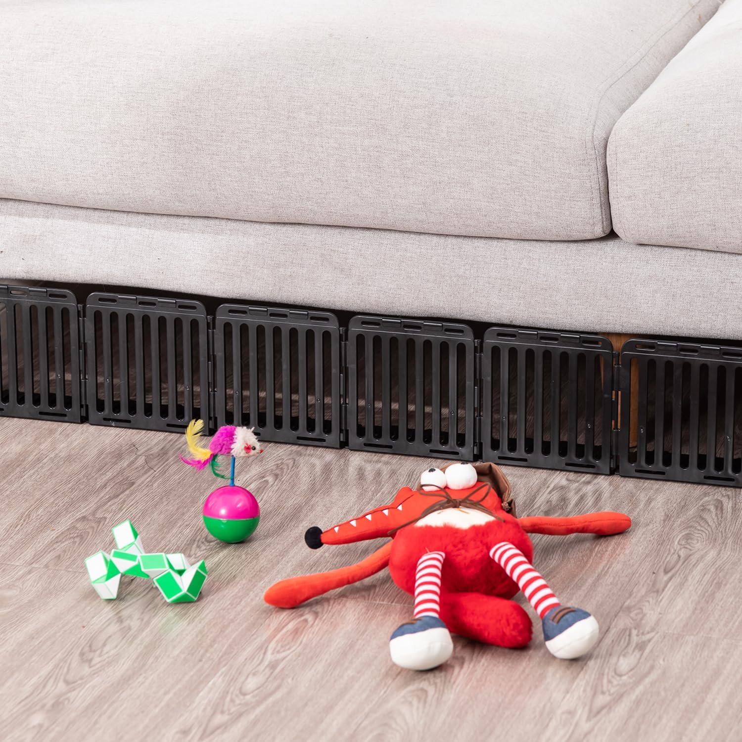Spielzeugblocker Couch Schutz für Haustiere, Sofaschutz Katze Plastic Under Furniture Gap Protector für Sofa und Andere Möbel (Schwarz 12er Pack 6 Füße)