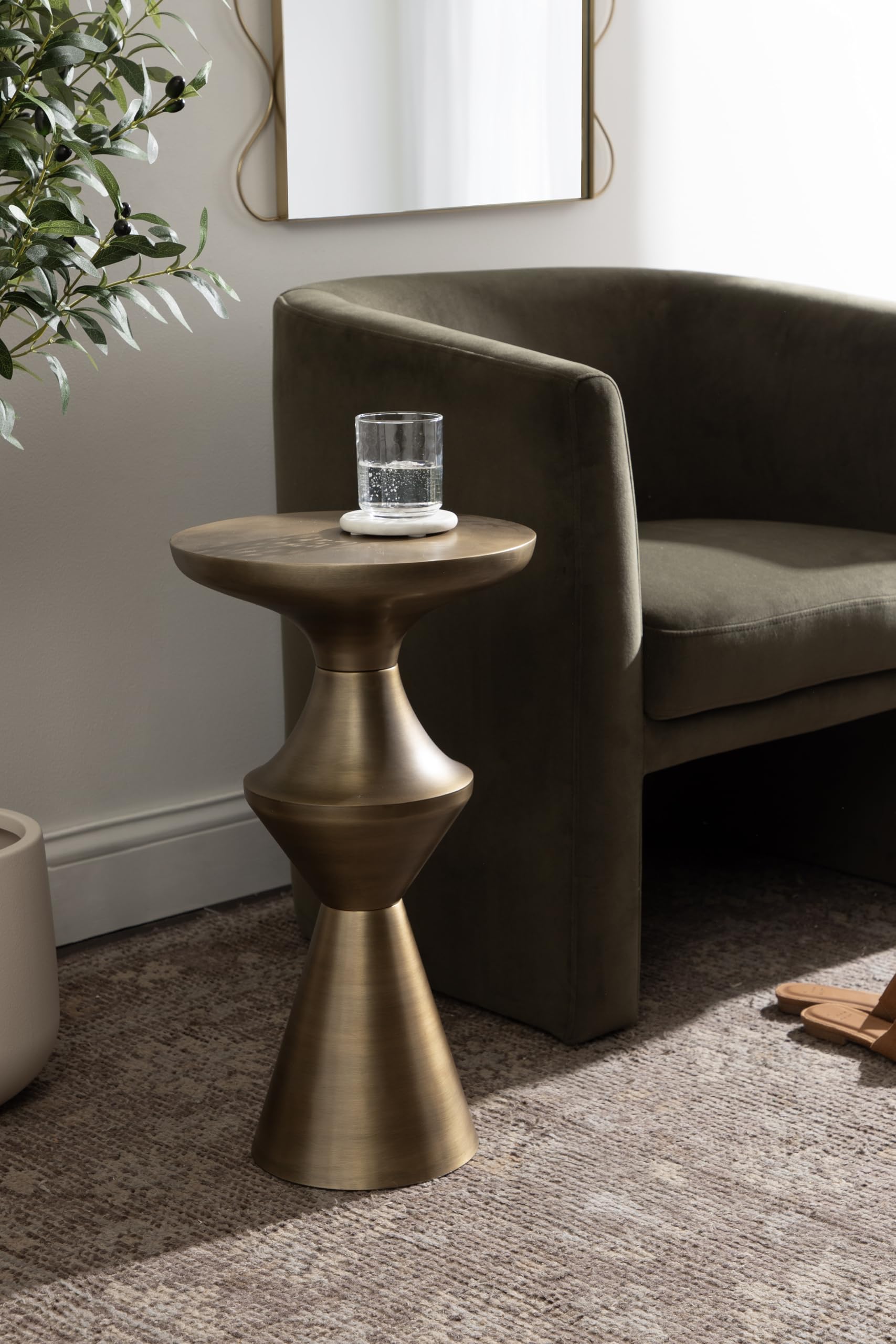 Kate and Laurel Zavalia Modern Metal Round Side Table, 13 x 13 x 22, Antique Brass, Sculptural Circle End Table for Use as Unique Bedroom Nightstand or Pedestal Martini Table