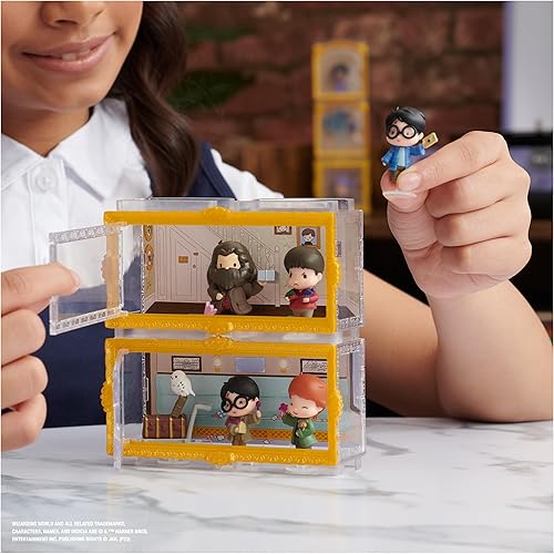 Miniatura 8 de Wizarding World Harry Potter, Micro Magical Moments - Juego de figuras de acción con Harry, Ron, Hedwig y vitrina, juguetes para niños a partir de 6