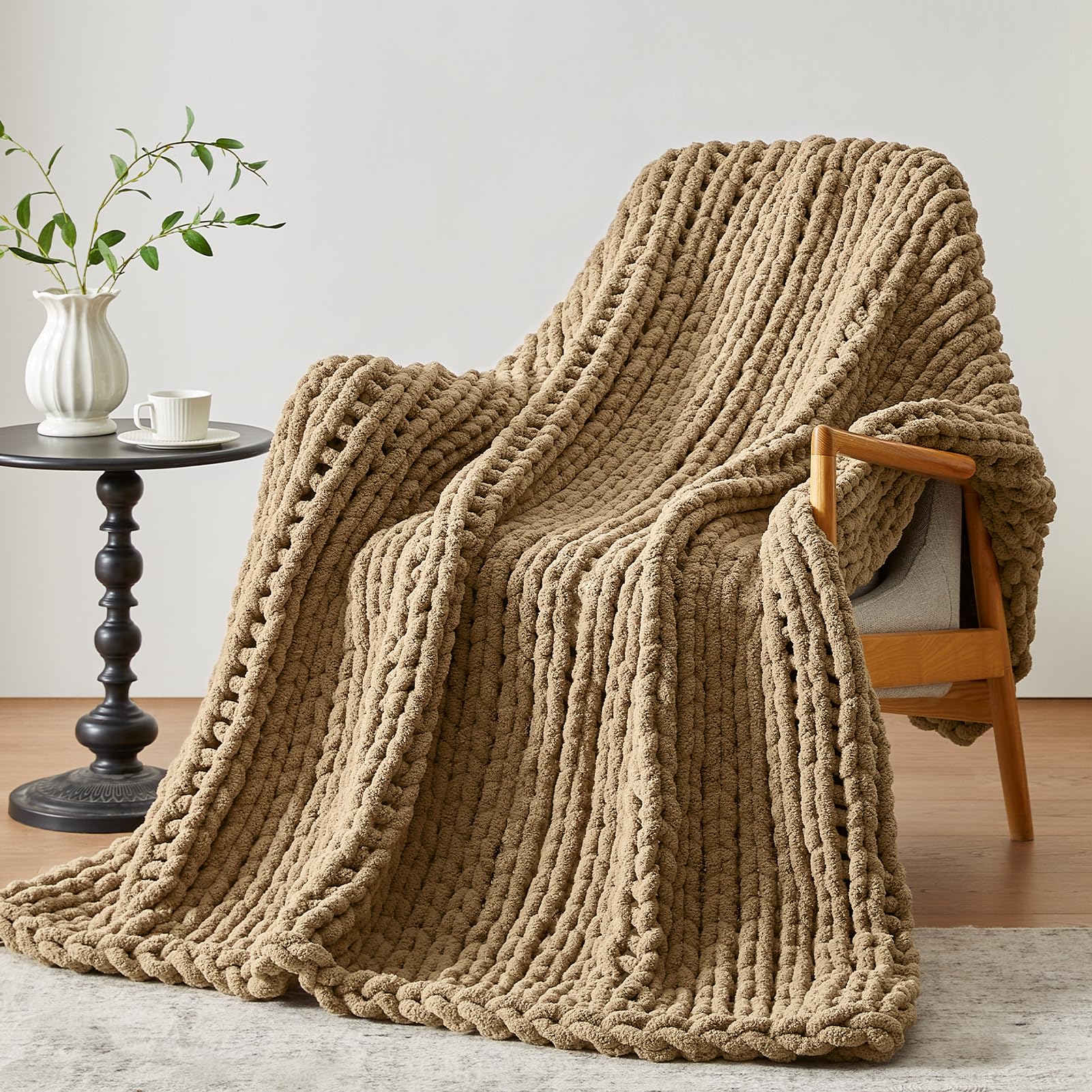 NegwooChunky Knit Throw Blanket, 40''*50'' Knitted Throw Chenille Blankets for Bed Couch, Handmade Light Brown Crochet Blanket Big Thick Blanket, Machine Washable Cute Comfy Blanket for Home Decor