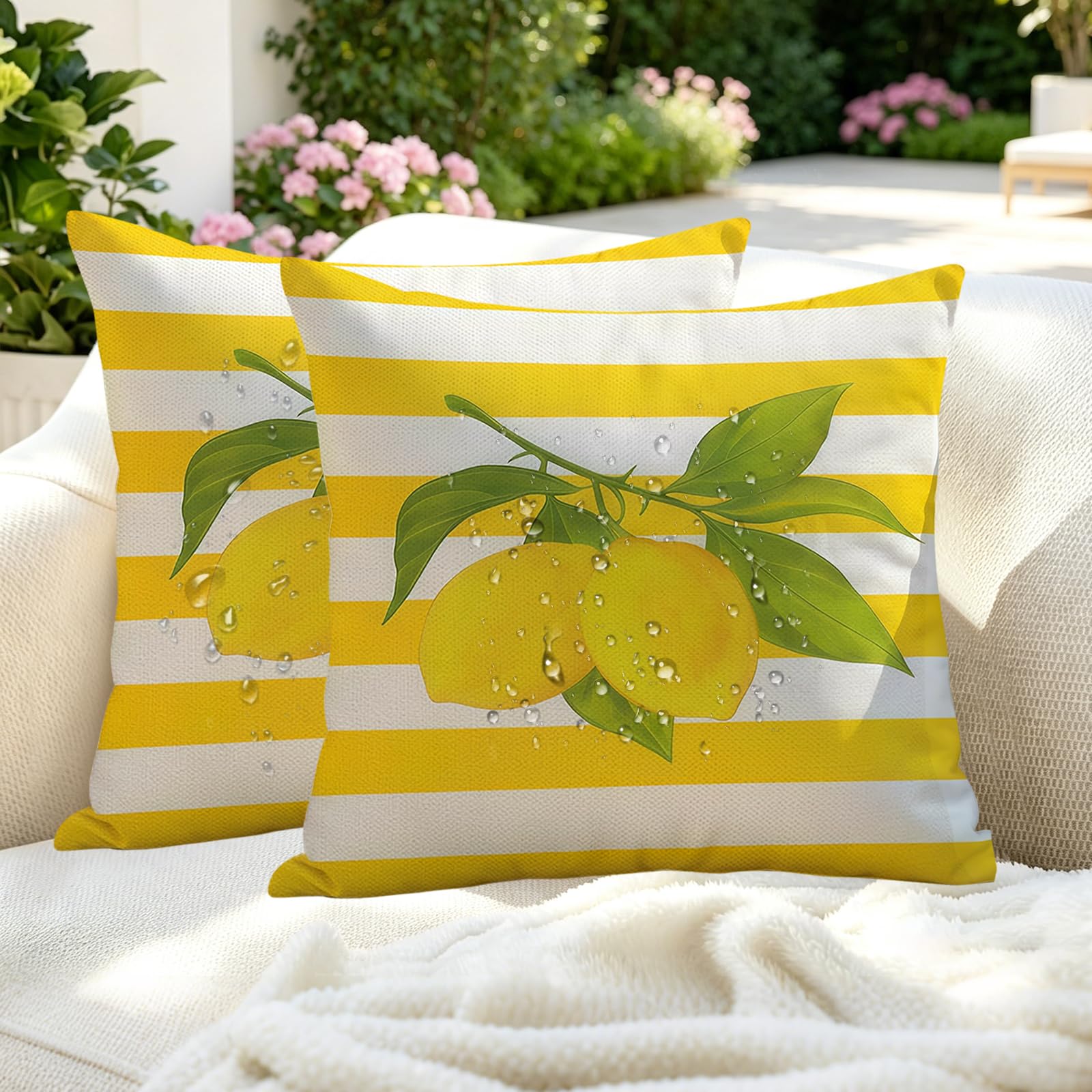 HAGOT 2 PCS Waterproof Cushion Cover 40x40 cm, Outdoor Indoor Cushions Covers, Decorations for Garden Patio Porch Sofa, Yellow