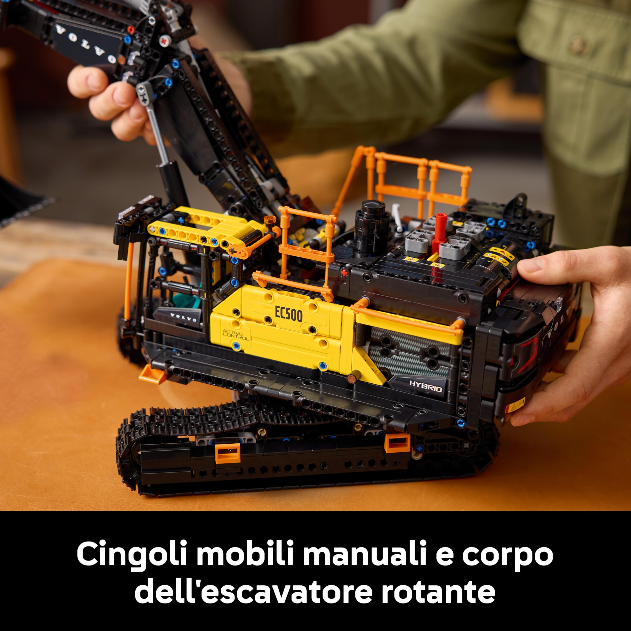 LEGO Technic Escavatore Volvo EC500 Hybrid - Kit di Modellismo da Costruire per Adulti - Veicolo da Cantiere Motorizzato con Braccio e Cingoli Mobili, e Attrezzi Intercambiabili - Idea Regalo - 42215