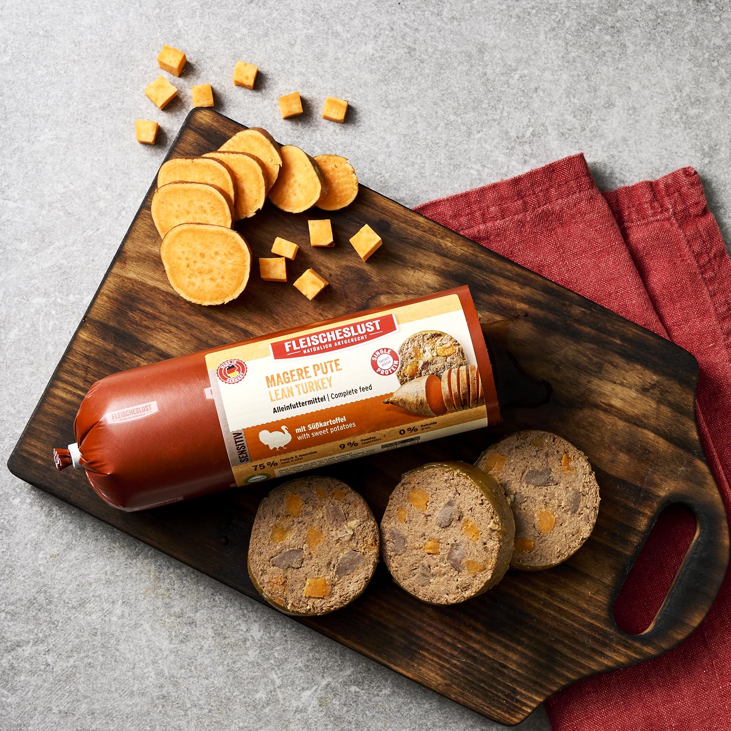 Fleischeslust Salchicha para perros, pavo magra con batata, caja de comida (6 x 800 g), sensible, comida húmeda, resistente a los cortes, sin cereales, pienso completo para perros adultos