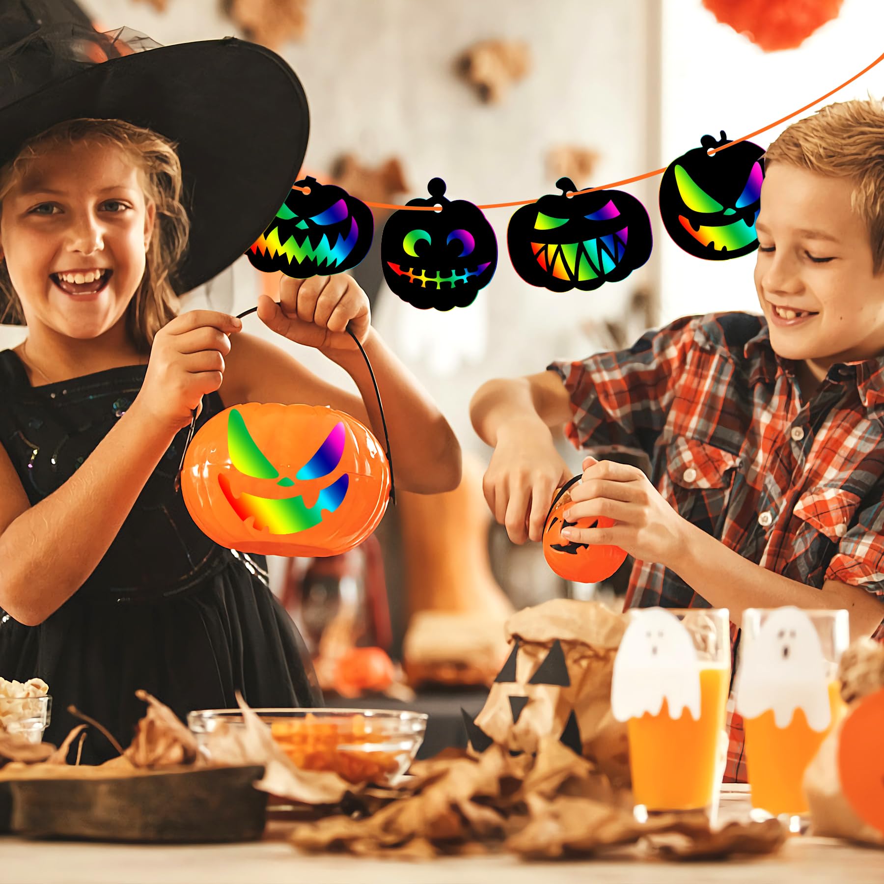 Pack De 48 Papeles De Rascar De Halloween | Formas De Calabaza | Incluye Cuerdas Y Lápices De Bambú | Manualidad Creativa Para Niños | Decoración Colgante Para Fiestas