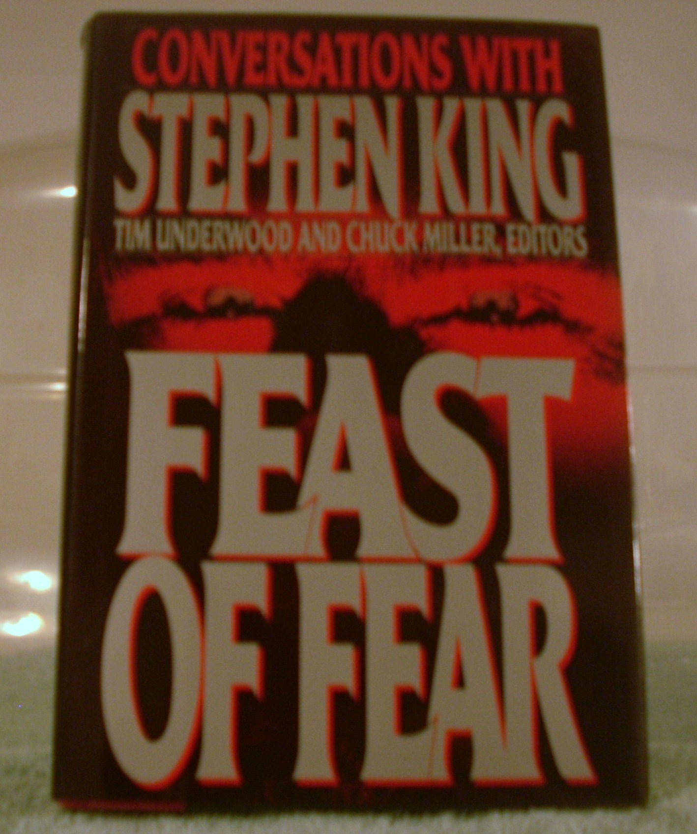 Buy Feast of Fear: Conversations With Stephen King — BookShops.in