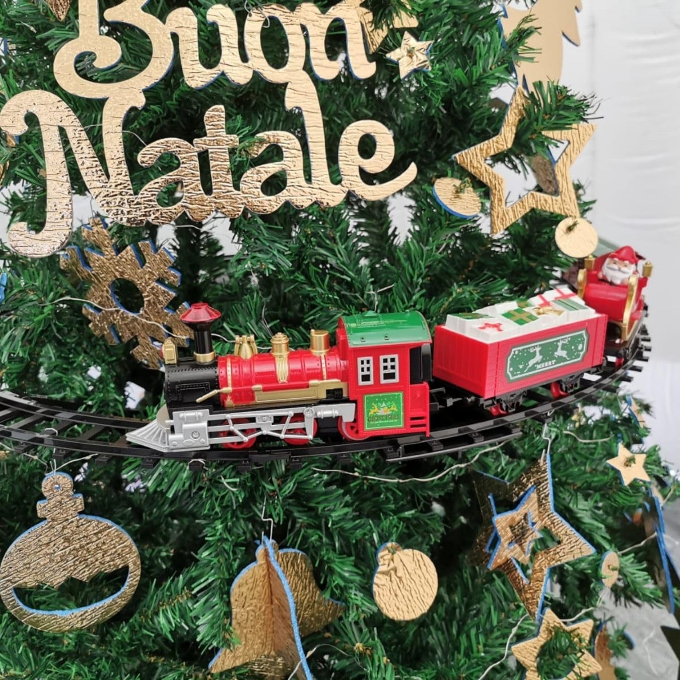 Trenino per Albero di Natale con Supporto Installazione per Albero di Natale - Riproduce Suoni, Dotato di 3 vagoni ed 1 Locomotiva