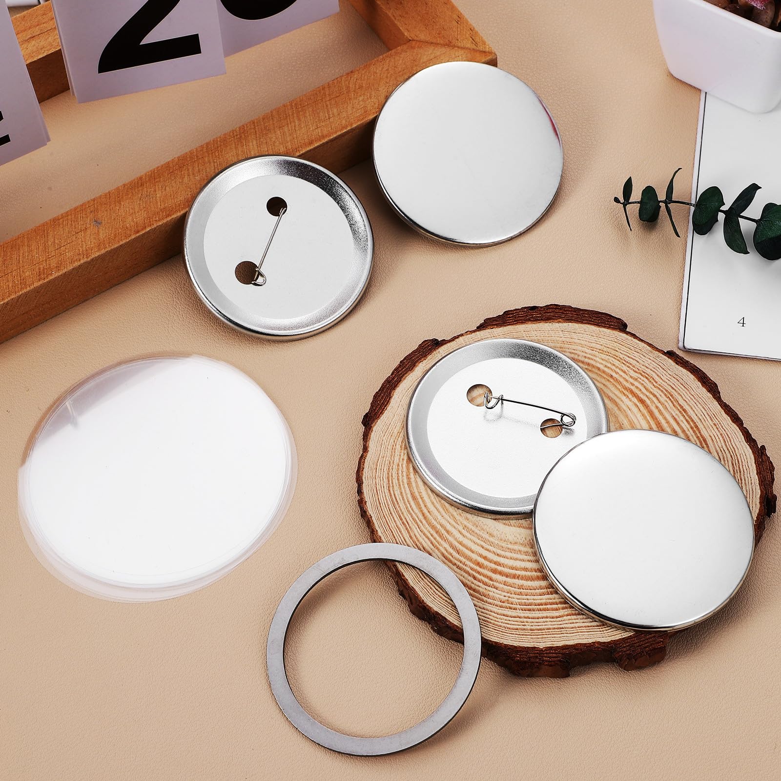 100 Sätze Runde Knopfabzeichenteile aus Eisen 58mm mit Schutzfolie und Rückdeckeln für Knopfherstellung und Bastelarbeiten