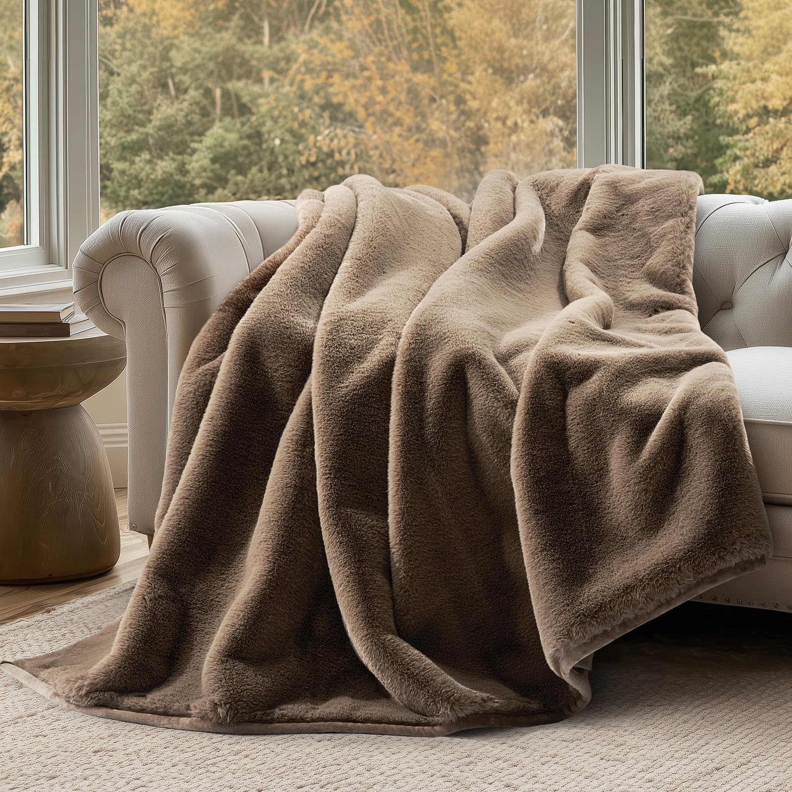 Photo 1 of EVERGRACEHOME Ultra Soft Luxury Fluffy Mink Faux Fur Throw Blanket, Thick Warm Fall Winter Blankets for Bed, Couch, Cozy Plush Reversible Blanket for Chair, Sofa (Natural Tan, 60"x80")