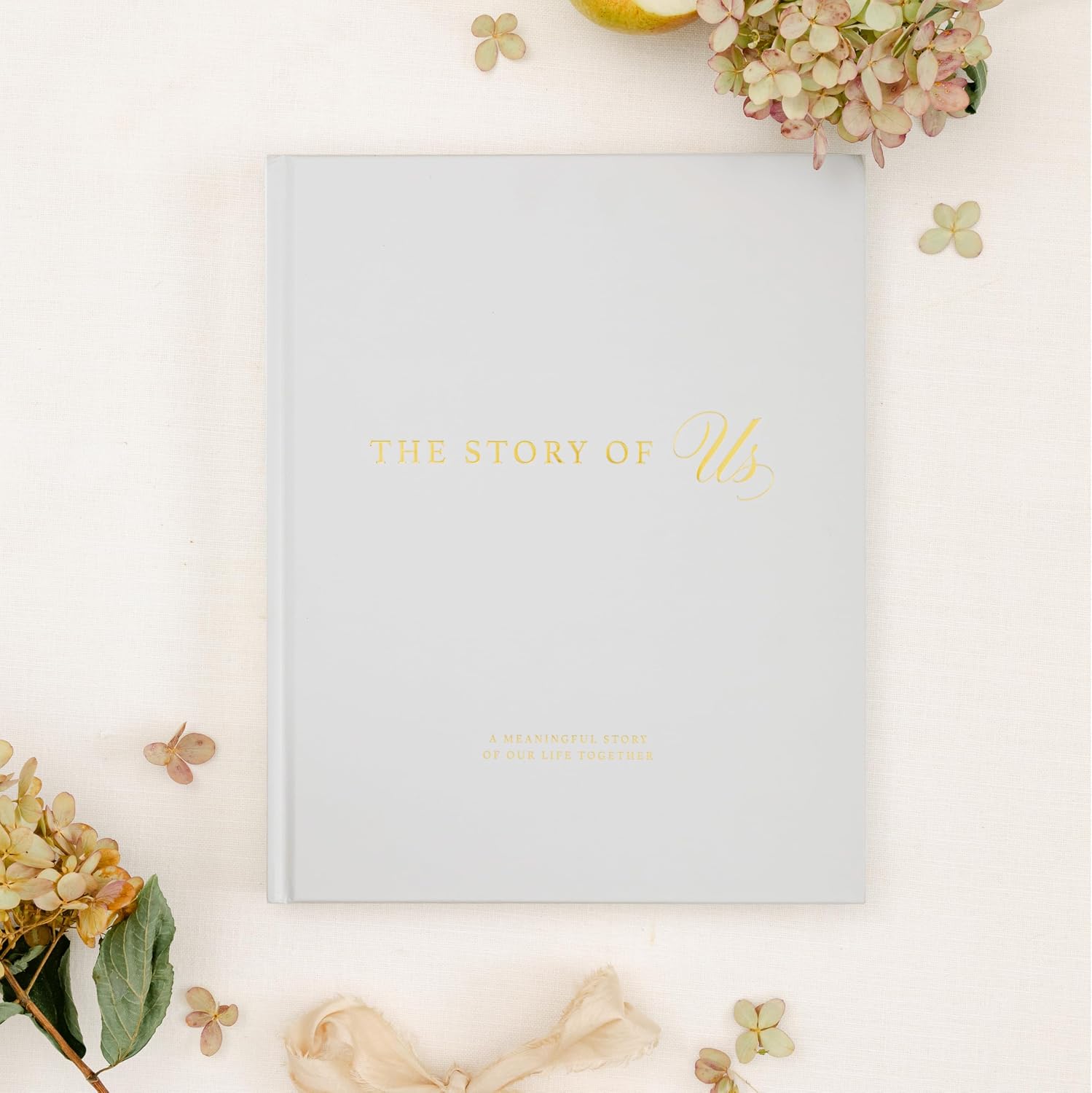 Wedding Keepsake Book, Relationship Journal, The Engagement Era, Marriage Memory Book & Photo Album, Engagement Gift, Anniversary & Wedding Planning ... Couples - The Story of Us (Grey, 178 Pages)