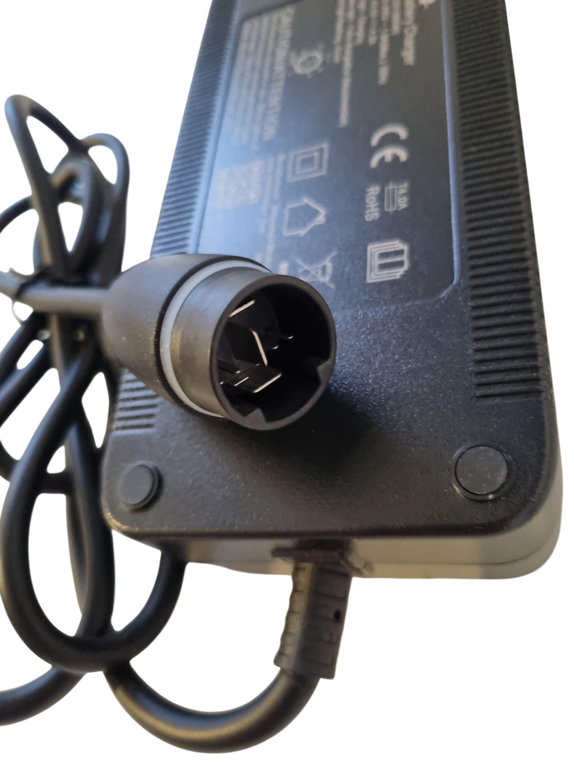 BC291360040 - Cargador para bicicleta eléctrica (42 V, 4 A, compatible con batería Trend Power, 720 Wh, 36 V, compatible con Yamaha Haibike AllMtn 10)