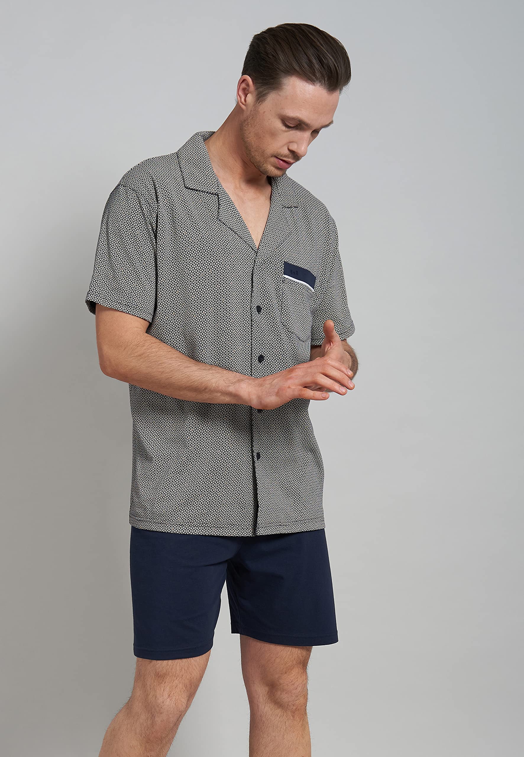 Götzburg Herren Shorty mit Brusttasche kurzer Pyjama Nachtwäsche
