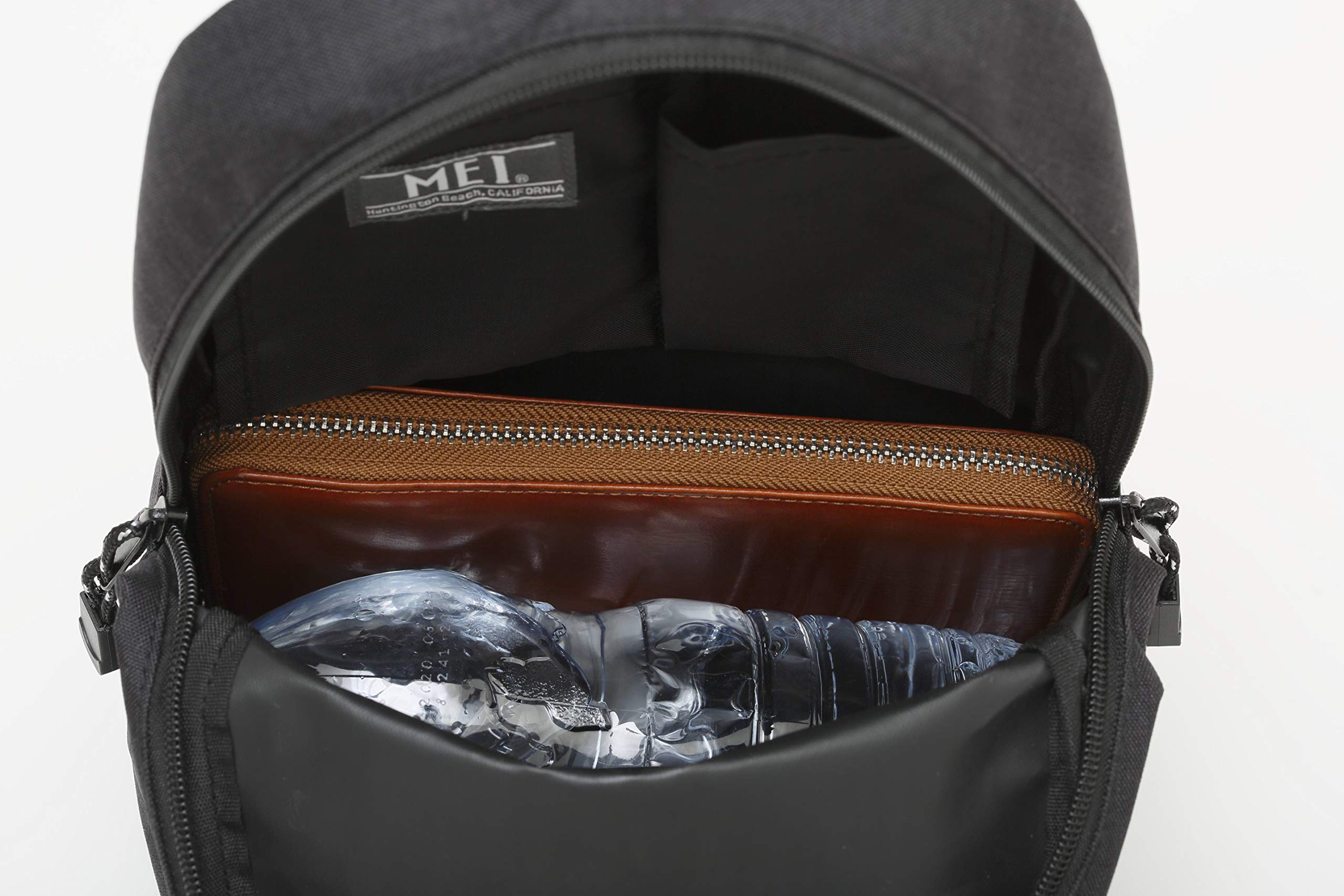 Mei リュックになるショルダーバッグ Book ブランドブック 本 通販 Amazon Mei リュックになるショルダーバッグ Book ブランドブック 本 通販 Amazon