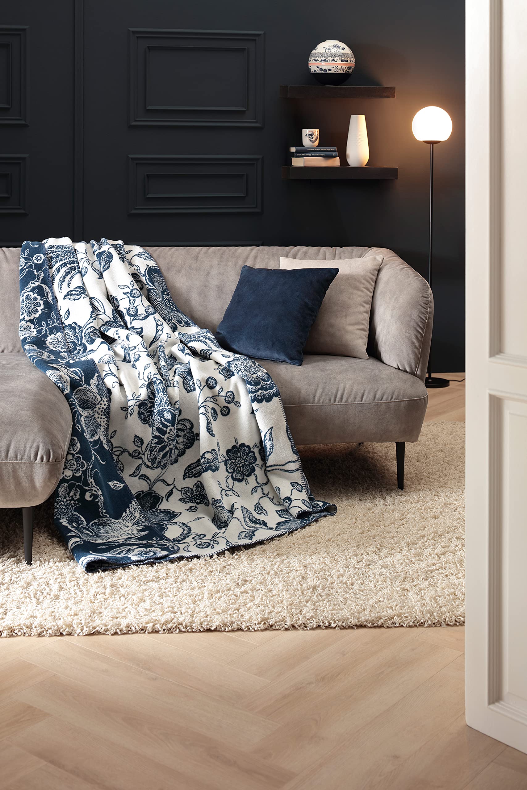 Villeroy & Boch® Wohndecke Paradiso Navy-Peony, Sofa-Decke in 150x200 cm