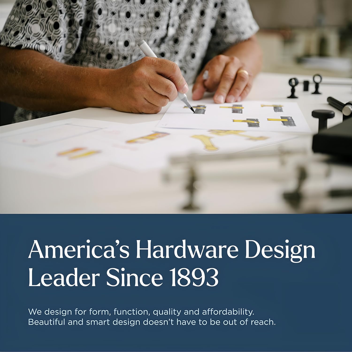 Hickory Hardware 10 Pack Solid Core Kitchen Cabinet Knobs, Luxury Cabinet and Dresser Knobs, Handle Pulls for Doors & Drawers, 1-1/4 Inch, Brushed Golden Brass, Skylight Collection