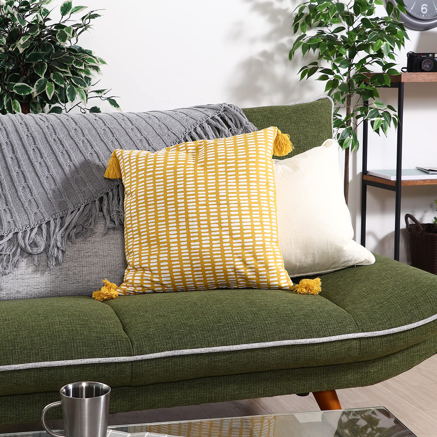 Amazon.co.jp: 不二貿易(Fujiboeki) クッションカバー 45×45 イエロー