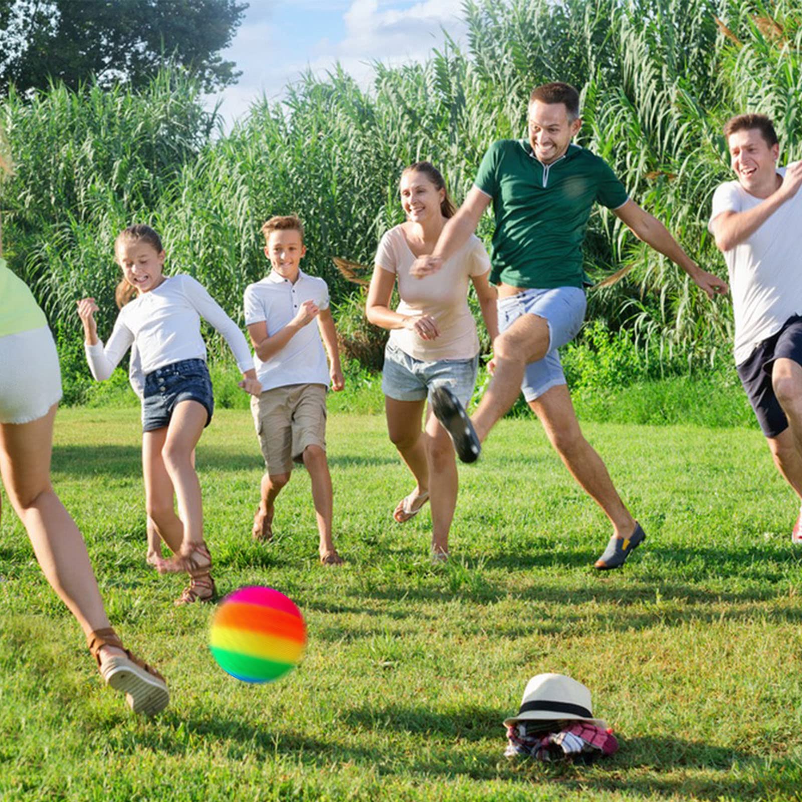Bouncy Kickball Multicolor Rainbow Ball Kids Waterball Piłka nożna Softball Piłka plażowa Softball do wewnątrz i na zewnątrz