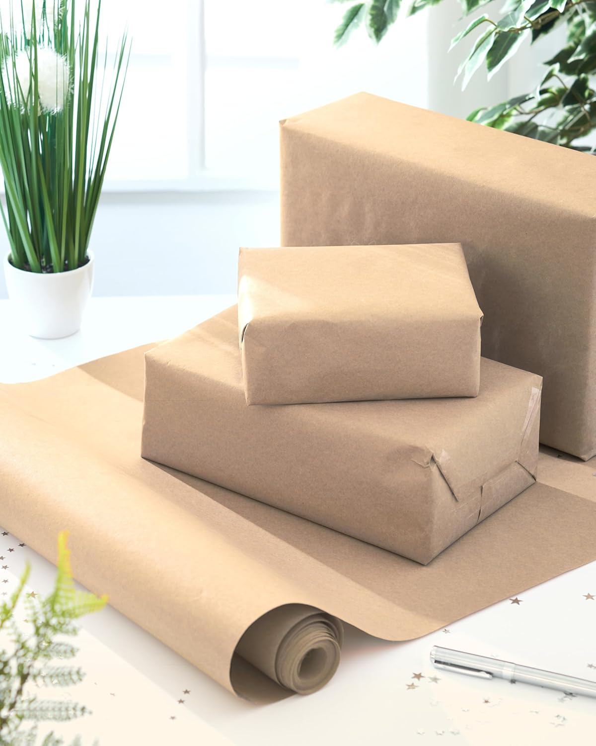 UK Greetings 10m Brown Kraft Paper Roll - For Gift Wrapping, Arts & Crafts & Parcel Packing