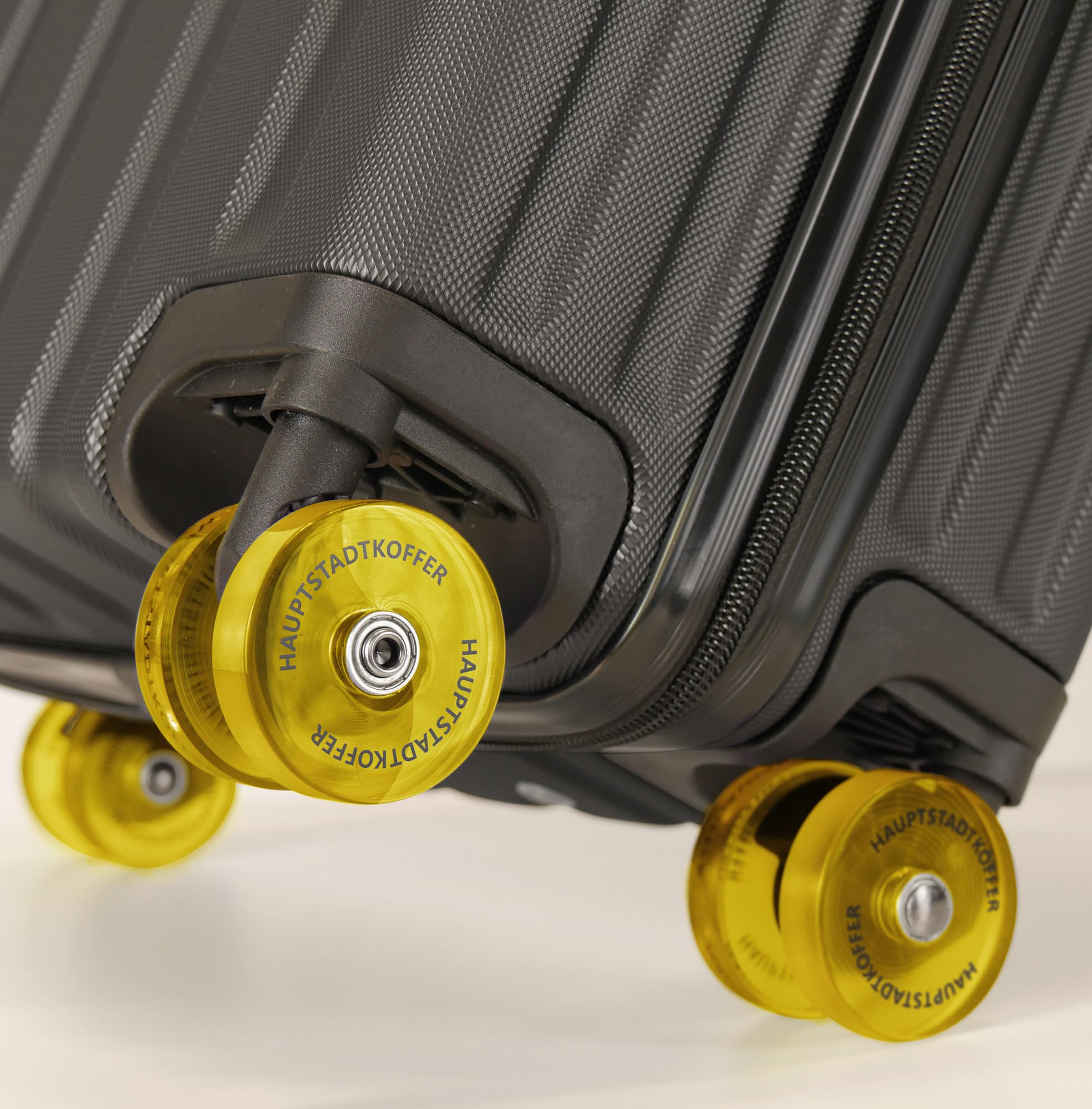 Hauptstadtkoffer Color Your Case Kit, Rollen & Griffe Set - nur für Reisekoffer Q-Damm Serie - Kofferzubehör-Set mit 4 Kofferrollen und 2 Handgriffen, Bunte Doppel-Rollen Tragegriffe, Gelb