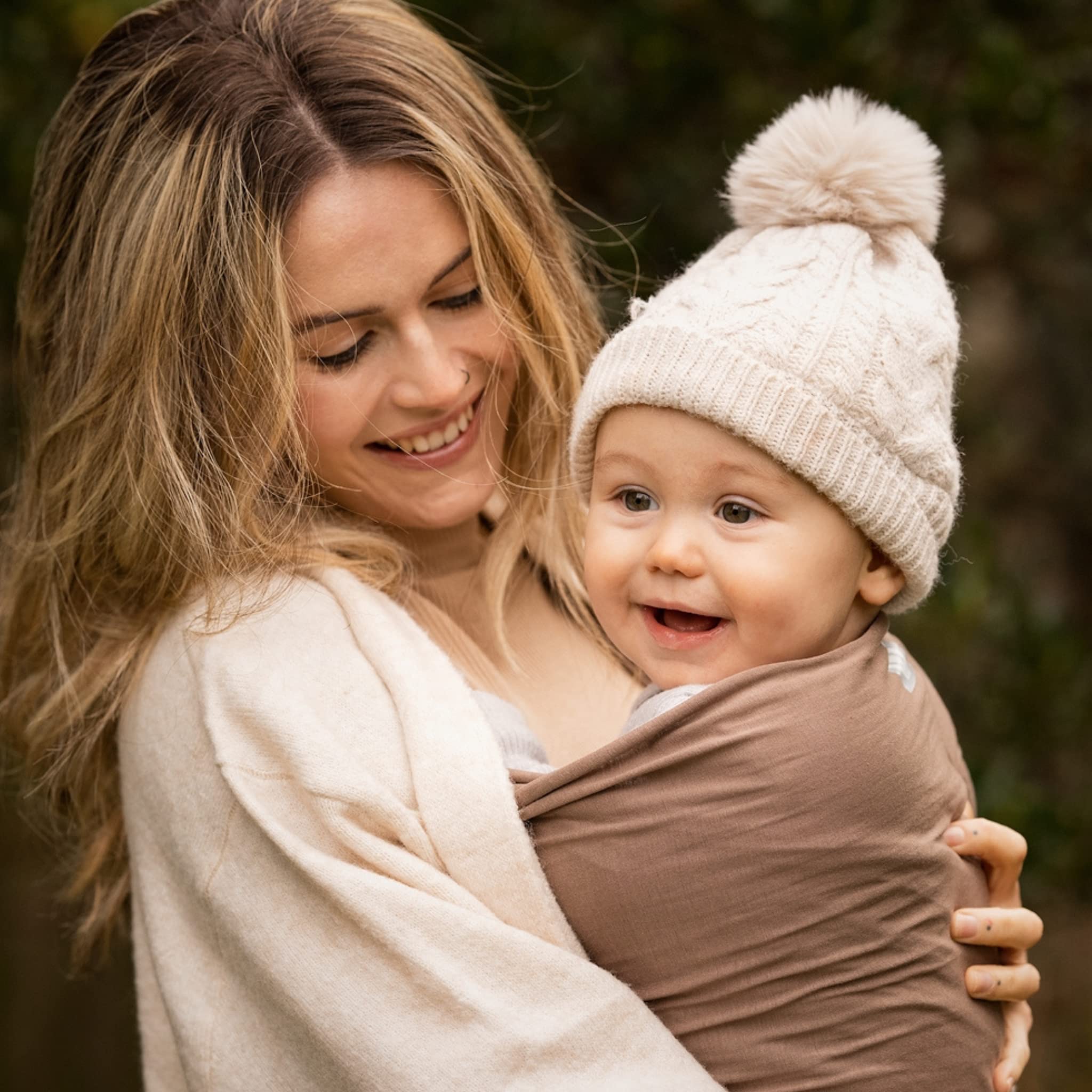 Gaia Baby Carry Stretchy Baby Wrap - 100% Bio-Baumwolle, Hip Dysplasia Institute Zertifiziert, Ergonomische Babytrage (Neugeborene bis 15kg) - Muskatnuss