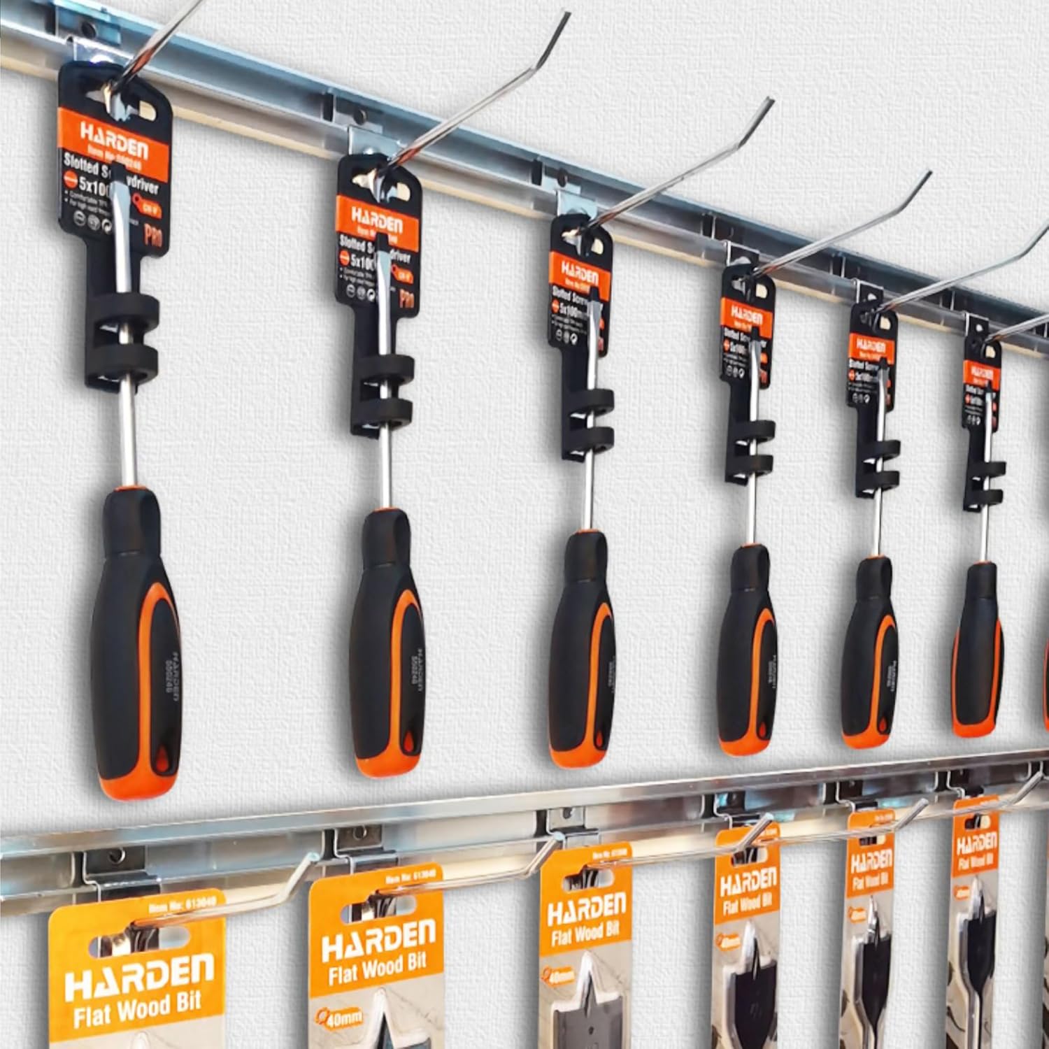 FixtureDisplays® 50PK 4 Inch(100 mm) Slatwall Hooks Silver Heavy Duty Slatwall Shelf Bracket Metal Slatwall Hooks and Hangers for Garage Shop Retail Display and Exhibition 1748-4-1D