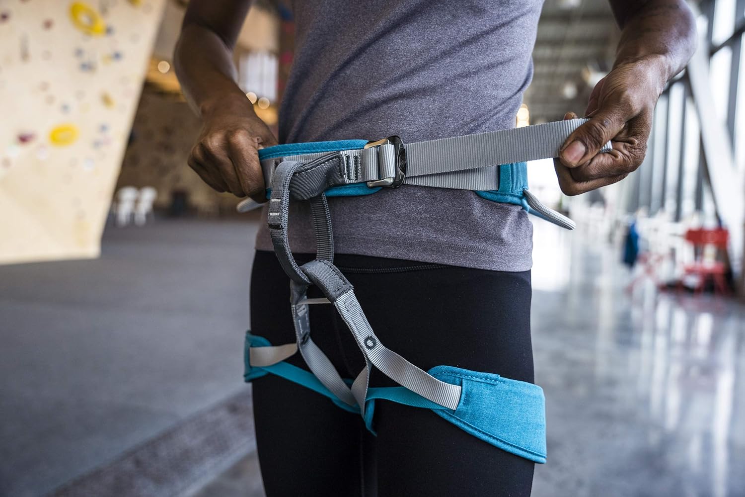 PETZL - CORAX LT Women Climbing Harness : Sports & Outdoors