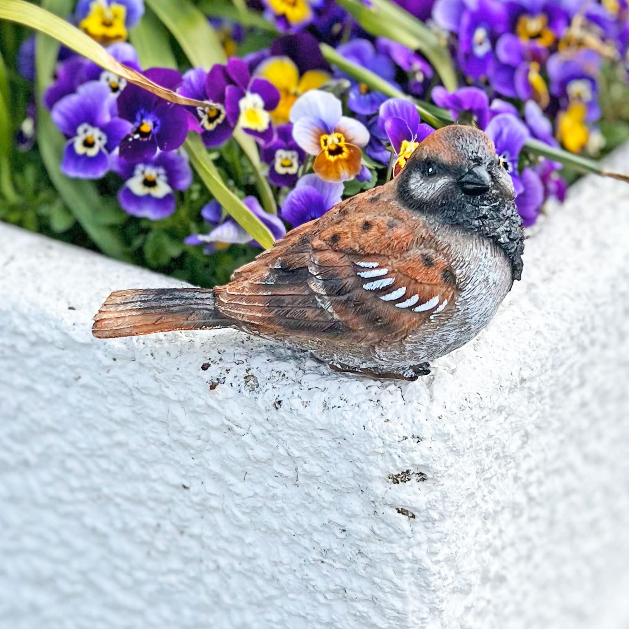 Sparrow Bird Garden Ornament Outdoor Animal Statue Gardening Decoration