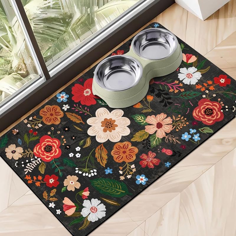 Tapete Absorvente para Comedouro e Bebedouro de Cães e Gatos Cuslnox Floral Blk-S 50,8 x 30,48 cm