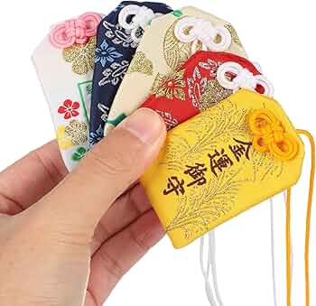 幸運の御守り 81OlGqZ3JcL._AC_UF350,