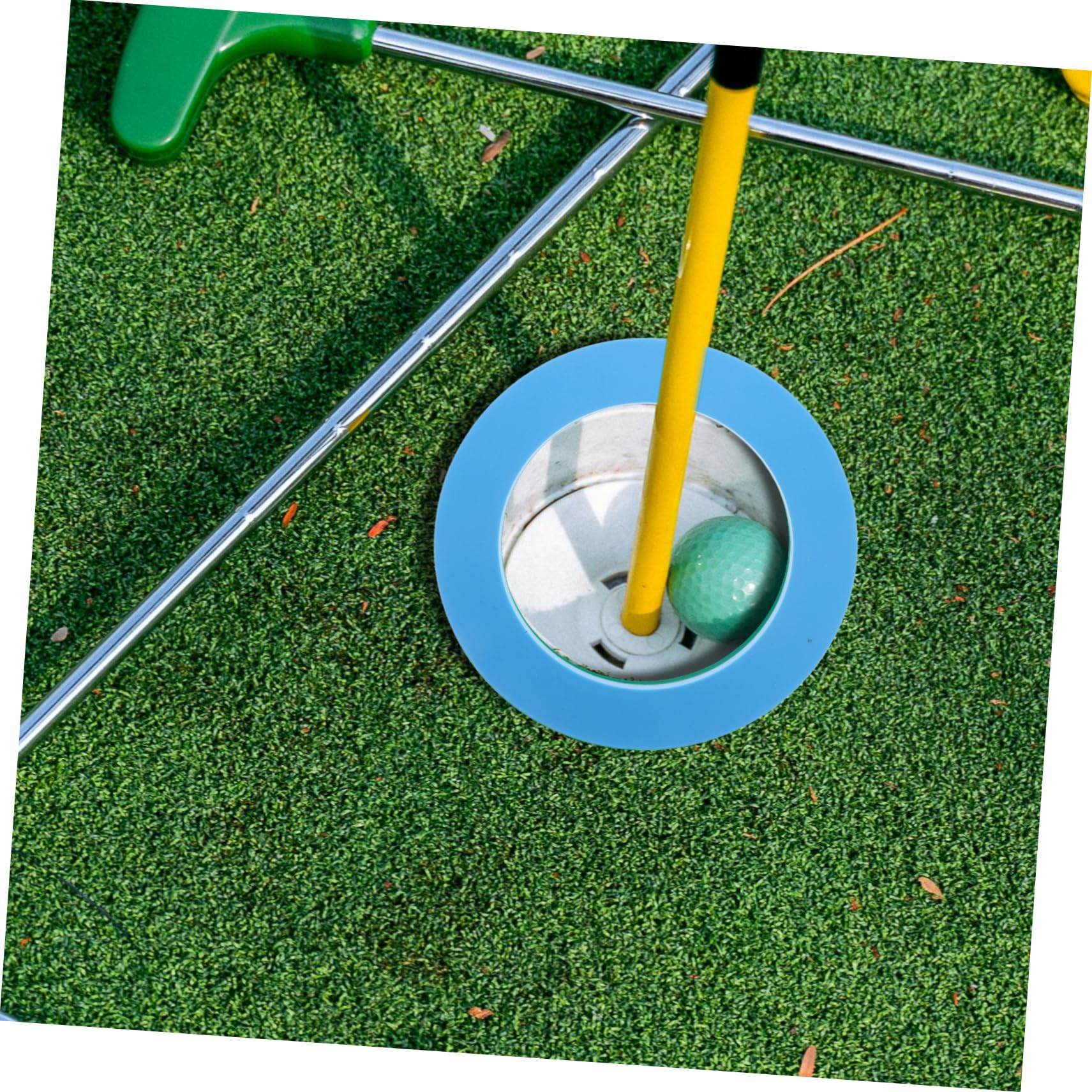 OSOLADY Portable Golf Putting Cups for Indoor Practice Precision Concentration for Golf Training Improve Skills Anywhere