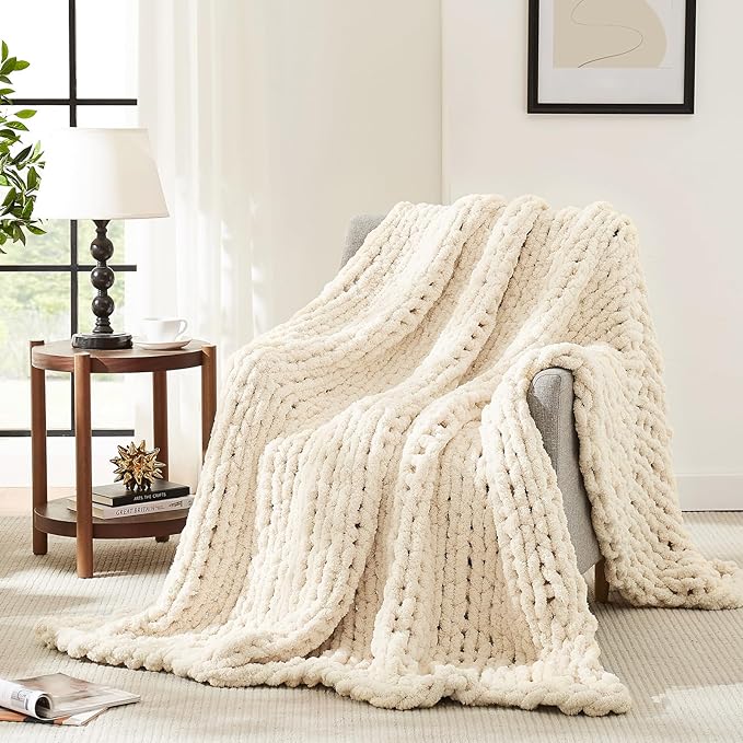 L'AGRATY Chunky Knit Blanket Throw,Soft Chenille Yarn Throw