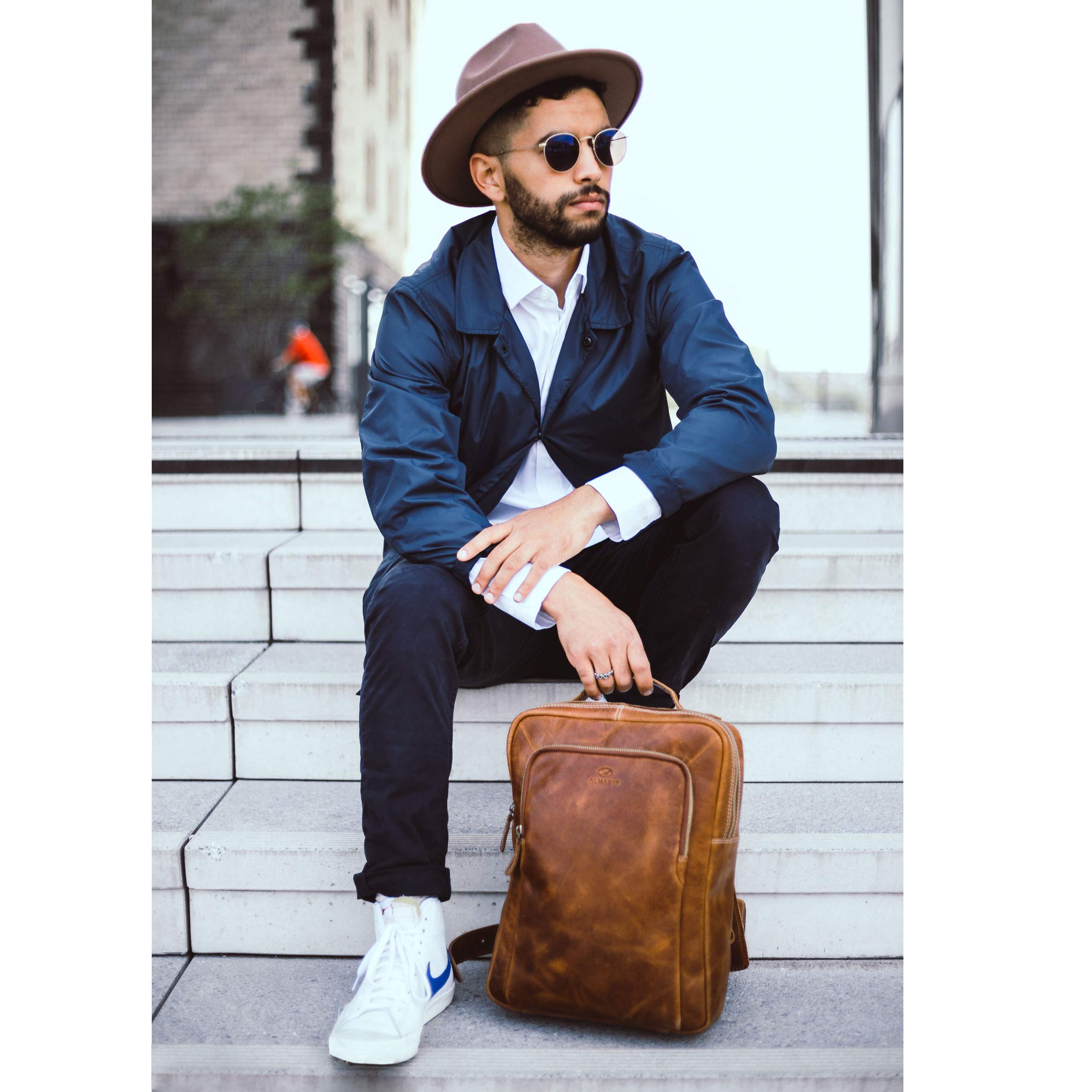 ALMADIH Premium Leder Rucksack BENE – Ledertasche 14 Zoll Laptop Tasche Reisetasche Handgepäck DIN A4 Schultertasche Umhängetasche Fahrrad Wander Schul Rucksack Backpack Vintage