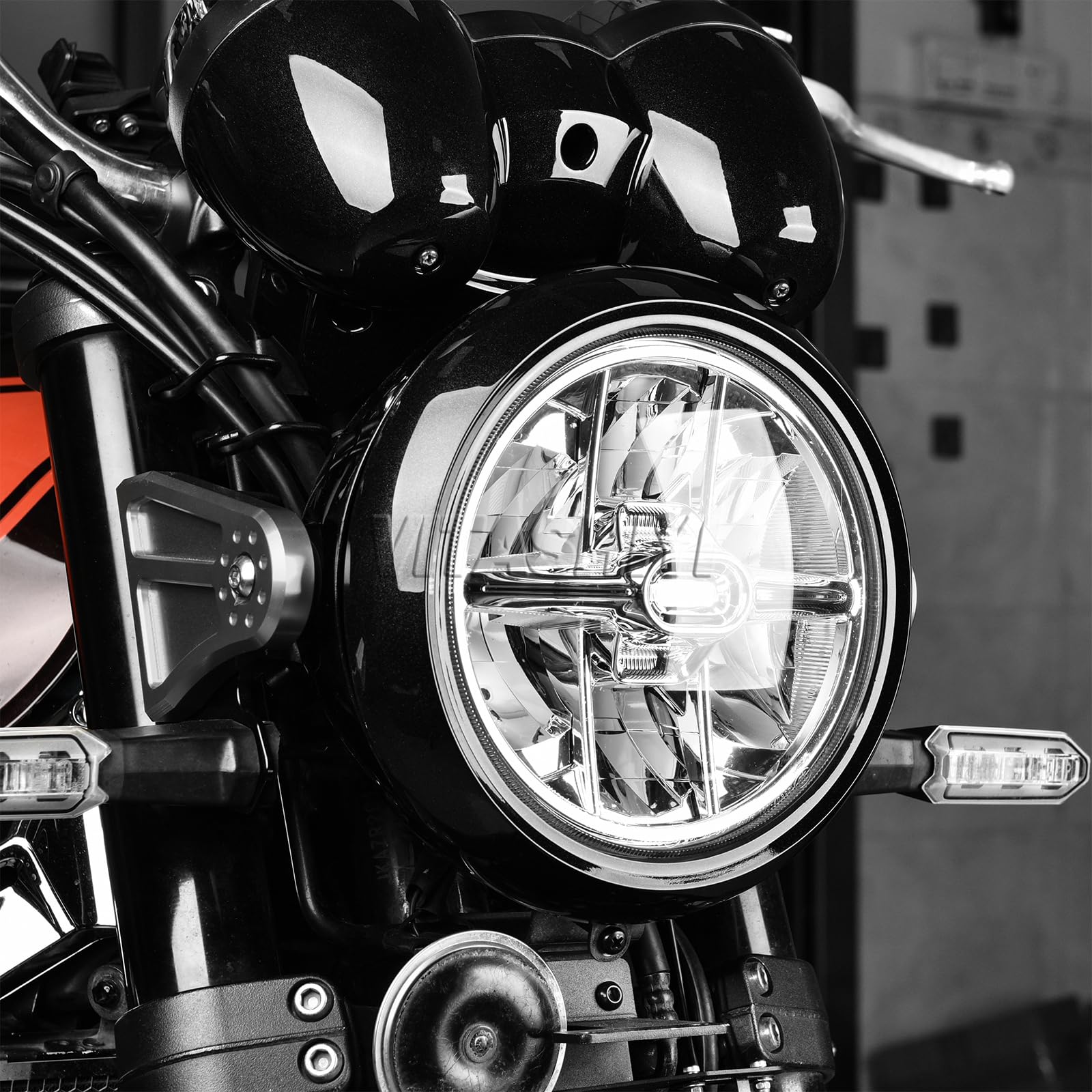 Amazon | Z900RS（2018-2026）/ W800（2020-2024）対応 ヘッドライ