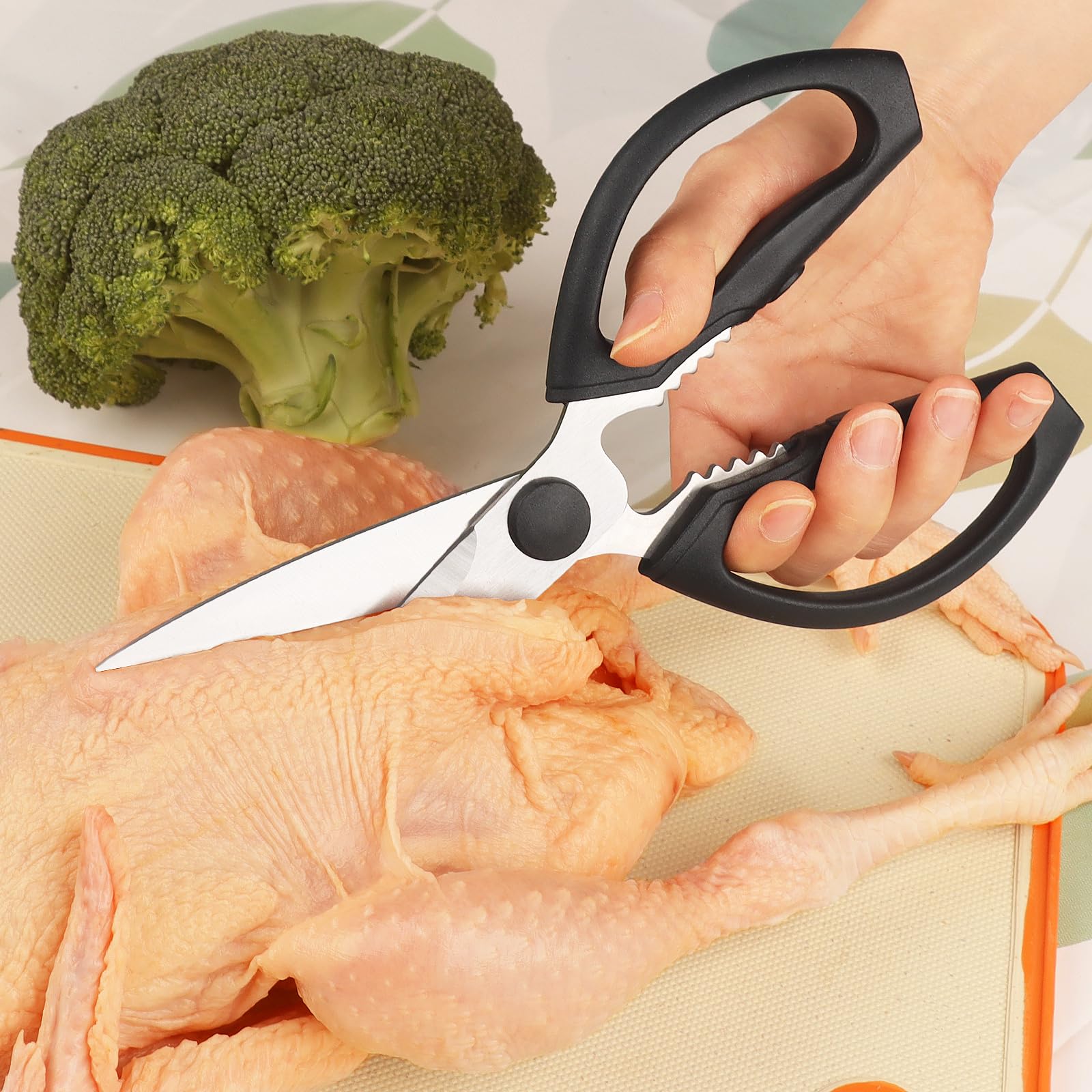 Küchenschere, Heavy Duty Küchenschere mit scharfen Edelstahlklingen, spülmaschinenfeste Kochschere zum Schneiden von Fleisch, Fisch, Gemüse, schwarz