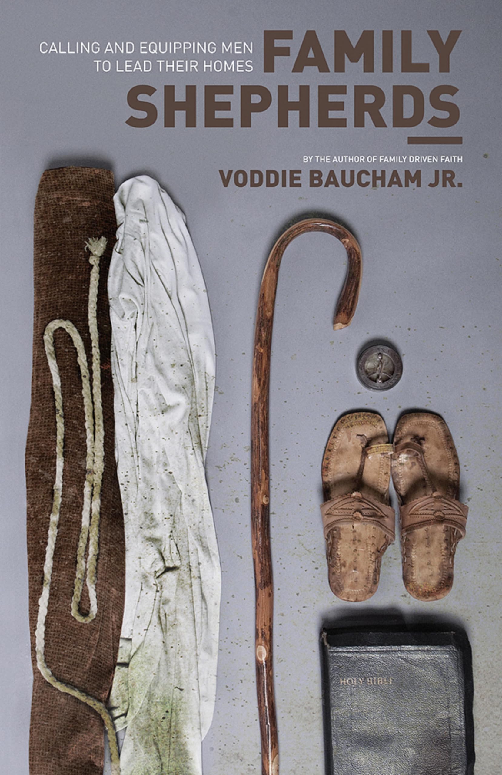 Family Shepherds by Voddie Baucham Jr. (Paperback Book)