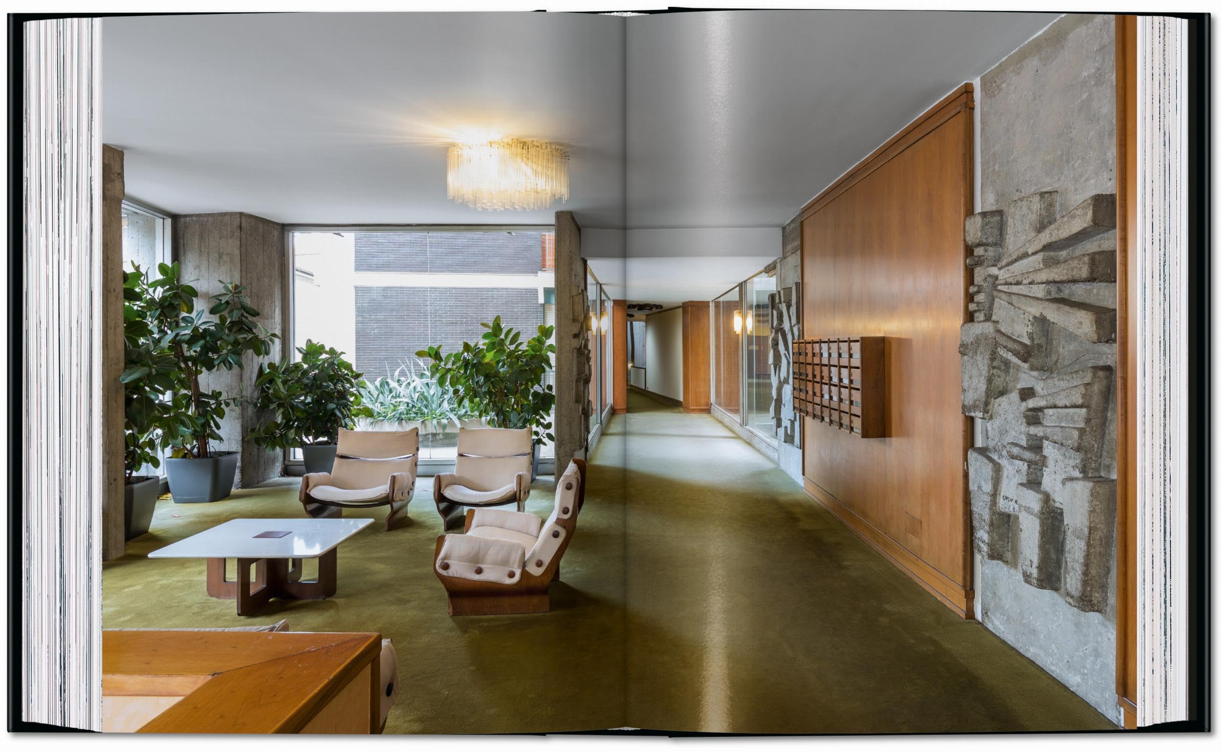 Entryways of Milan. Ingressi di Milano. 45th Ed.