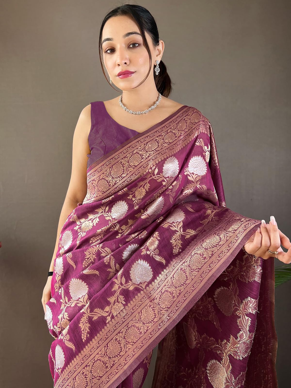 Satrani Women's Silk Blend Banarasi Jacquard Saree With Unstitched Blouse Piece (3834S413N_Dark Magenta)