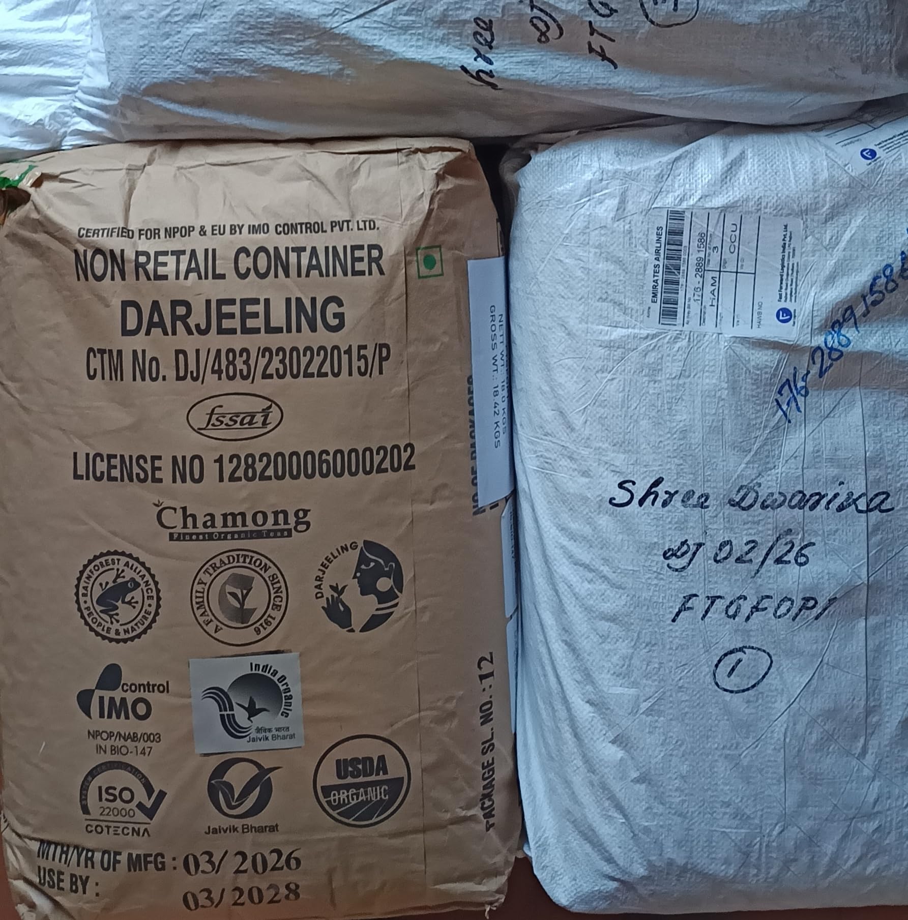 Spitzen - Darjeeling First Flush Bio, FTGFOP1, Flugtee, Ernte 2026, Schwarzer Tee, 500g, Teegarten Shree Dwarika, Geschmack: blumig-fruchtig-zart