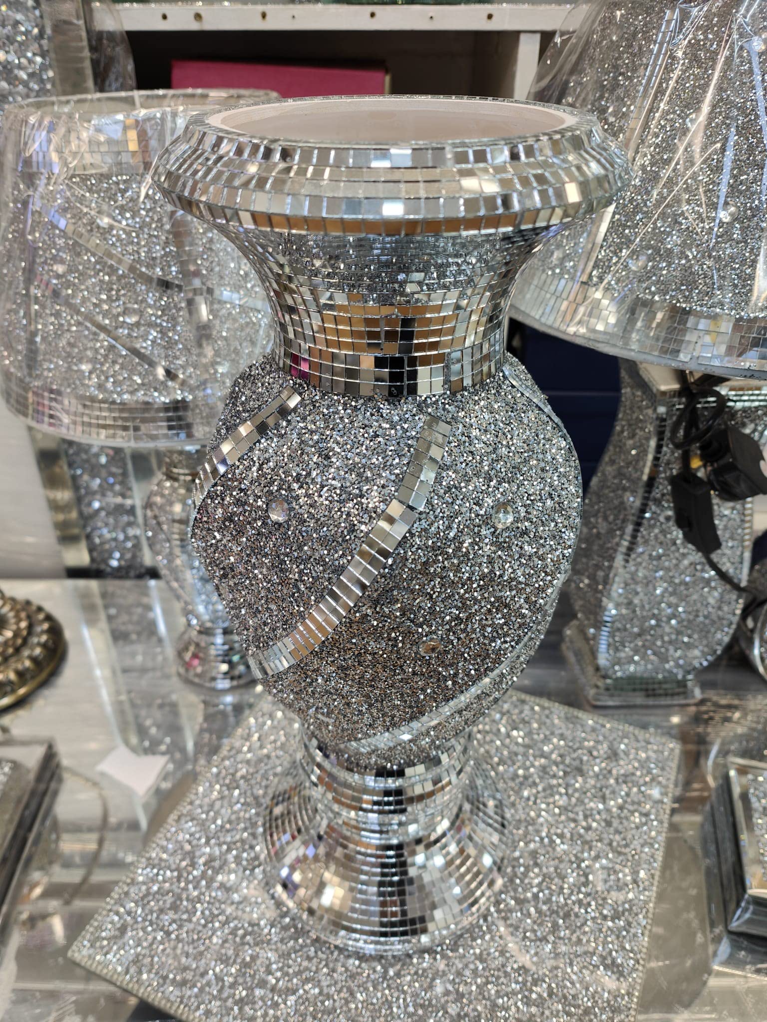 Biznest Silver,White 30Cm Crushed Diamond Crystal Silver Vase Sparkle Ornament Bling Diamante Gift Flowering Pot Ceramic Design For Home Decor Handmade Craft Sprial