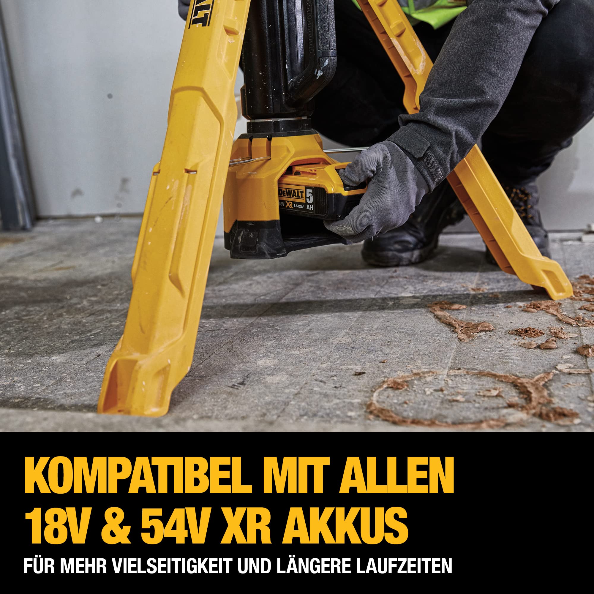 DEWALT LED Akku-Baustellenstrahler (18 Volt XR ausziehbar bis 2.20 m, extrem leistungsstark, dreistufige Lichtstärkeneinstellung, dreh- und neigbar, Lieferung ohne Akku & Ladegerät) DCL079