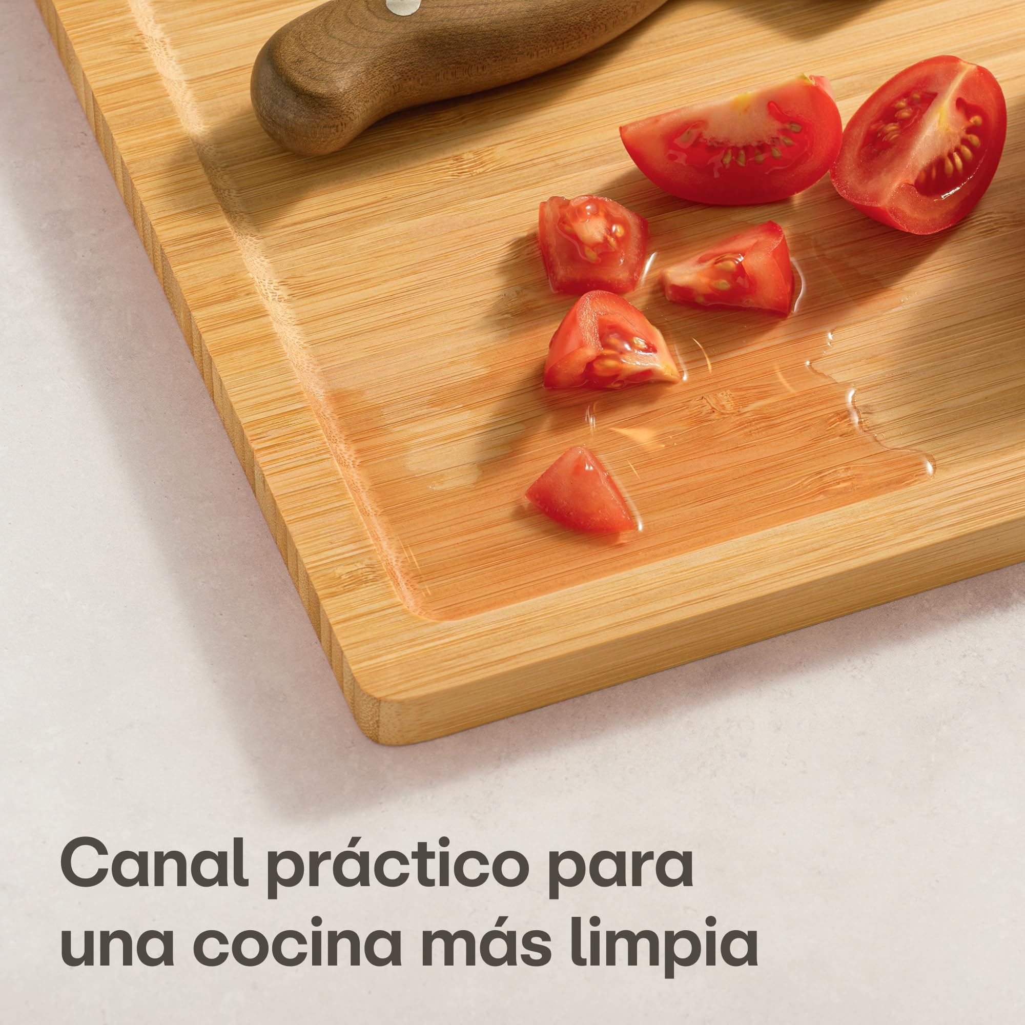 Praknu Tabla de Cortar Cocina Madera Bambú - Compacta 31,5 X 21,5 Cm - Con Ranura Para Jugo y Reversible - Bambú FSC® Para Verduras, Carne y Servir - Ahorra Espacio y Práctica