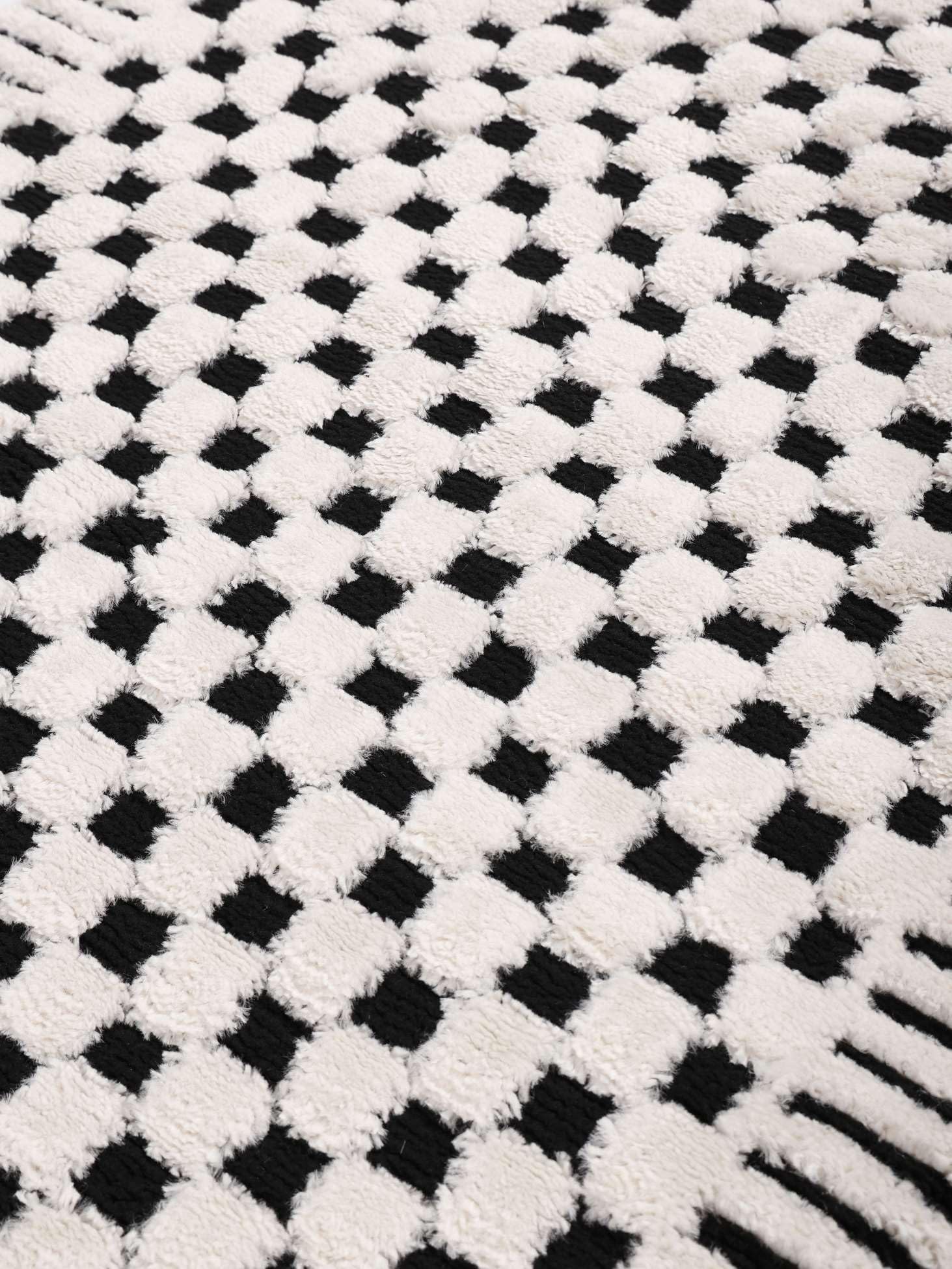 RugVista Gambit, Dywan, Nowoczesne, 140 x 200 cm, Prostokąt, Wysoki, Czyścić wyłącznie chemicznie, oeko_tex_100, Kremowa biel/Czarny