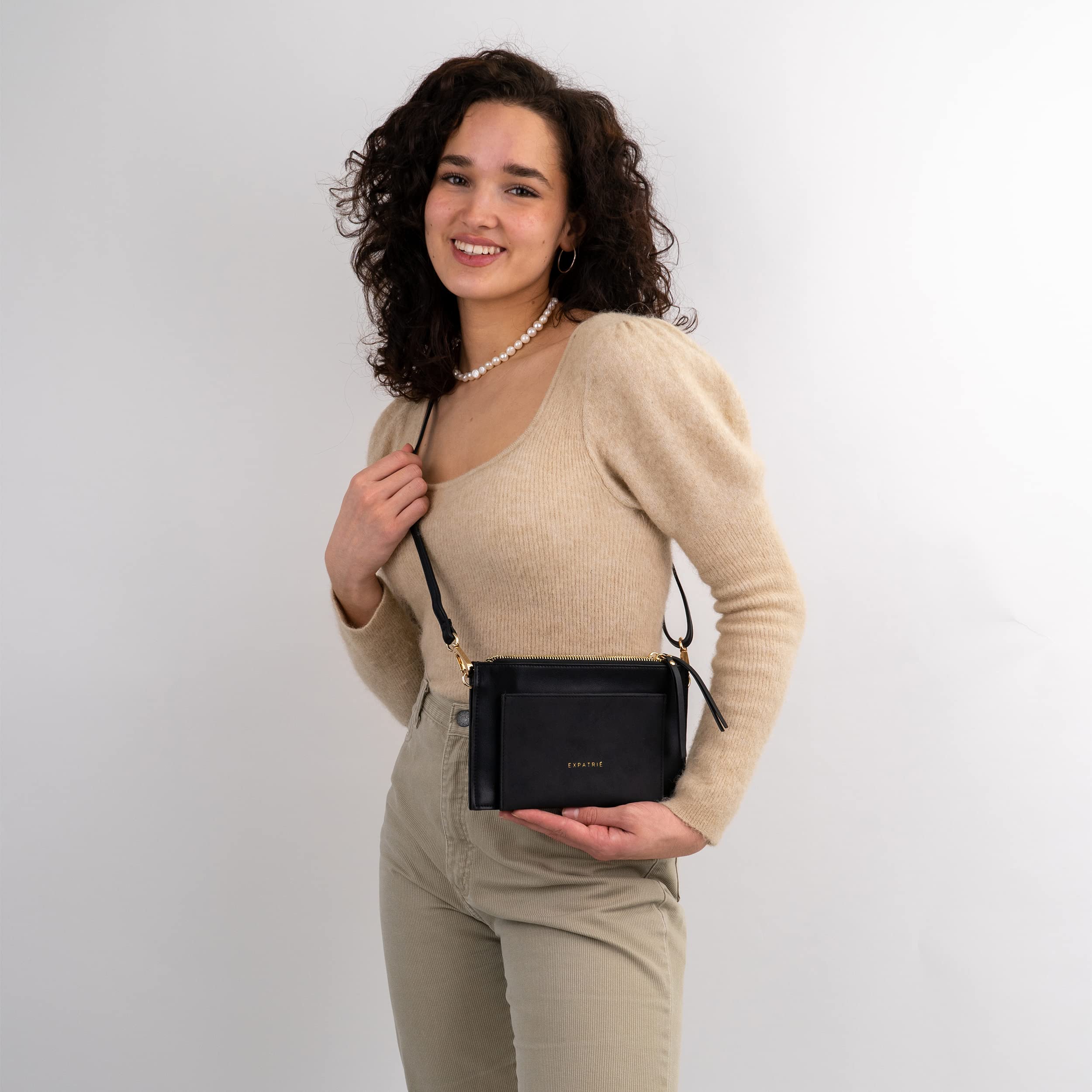 Expatrié Umhängetasche Damen - Isabelle - Elegante Clutch und Crossbody Bag mit abnehmbarem Schultergurt - Flache und Kleine Handtasche für Hochzeit & Ausgehen